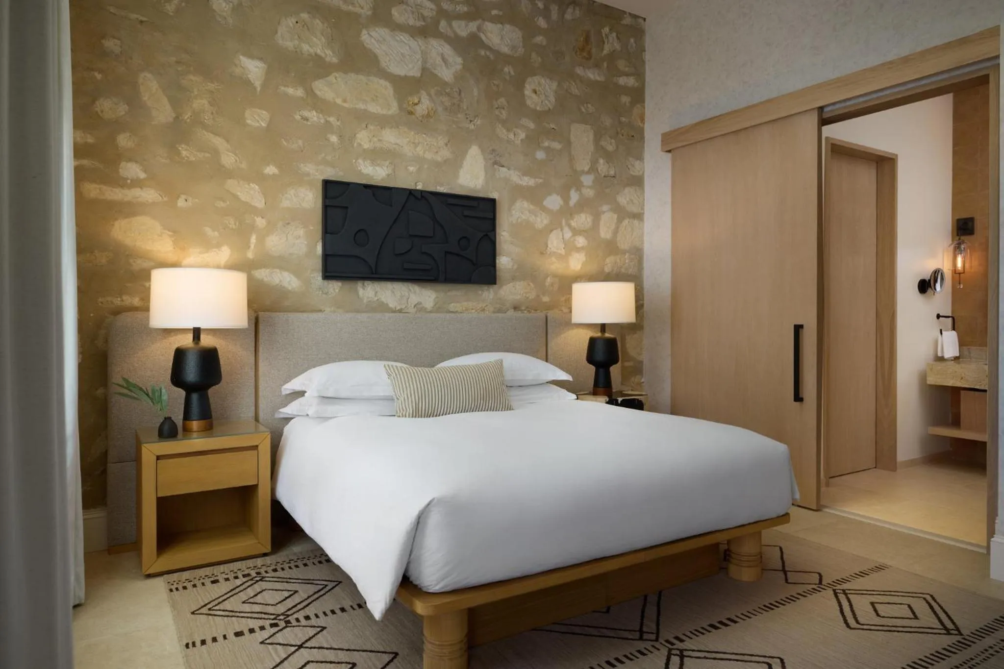 Bedroom, Bed in Kimpton Santo San Antonio - Riverwalk by IHG
