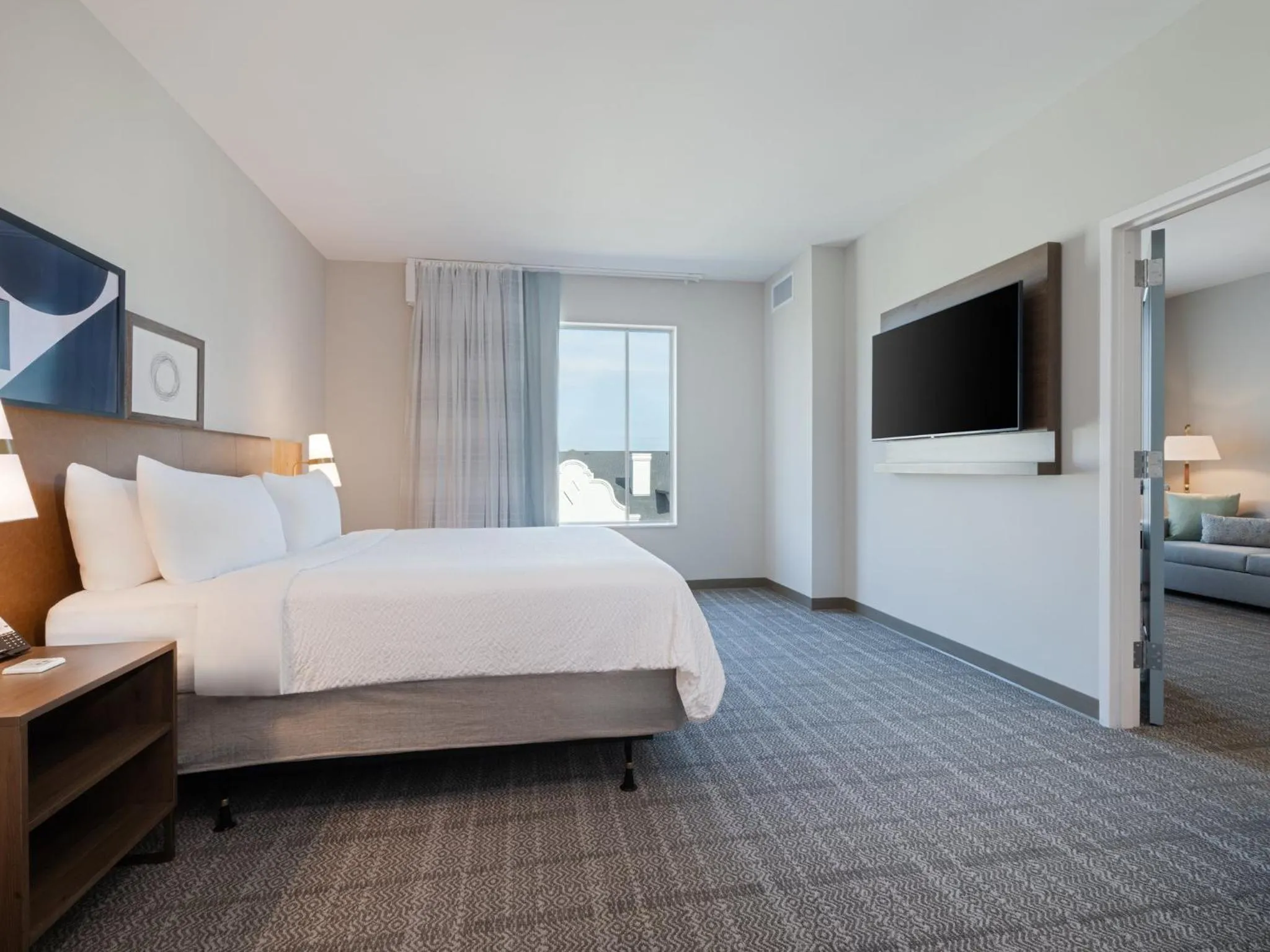 Photo of the whole room, Bed in Staybridge Suites Miramar Beach - Sandestin Area by IHG