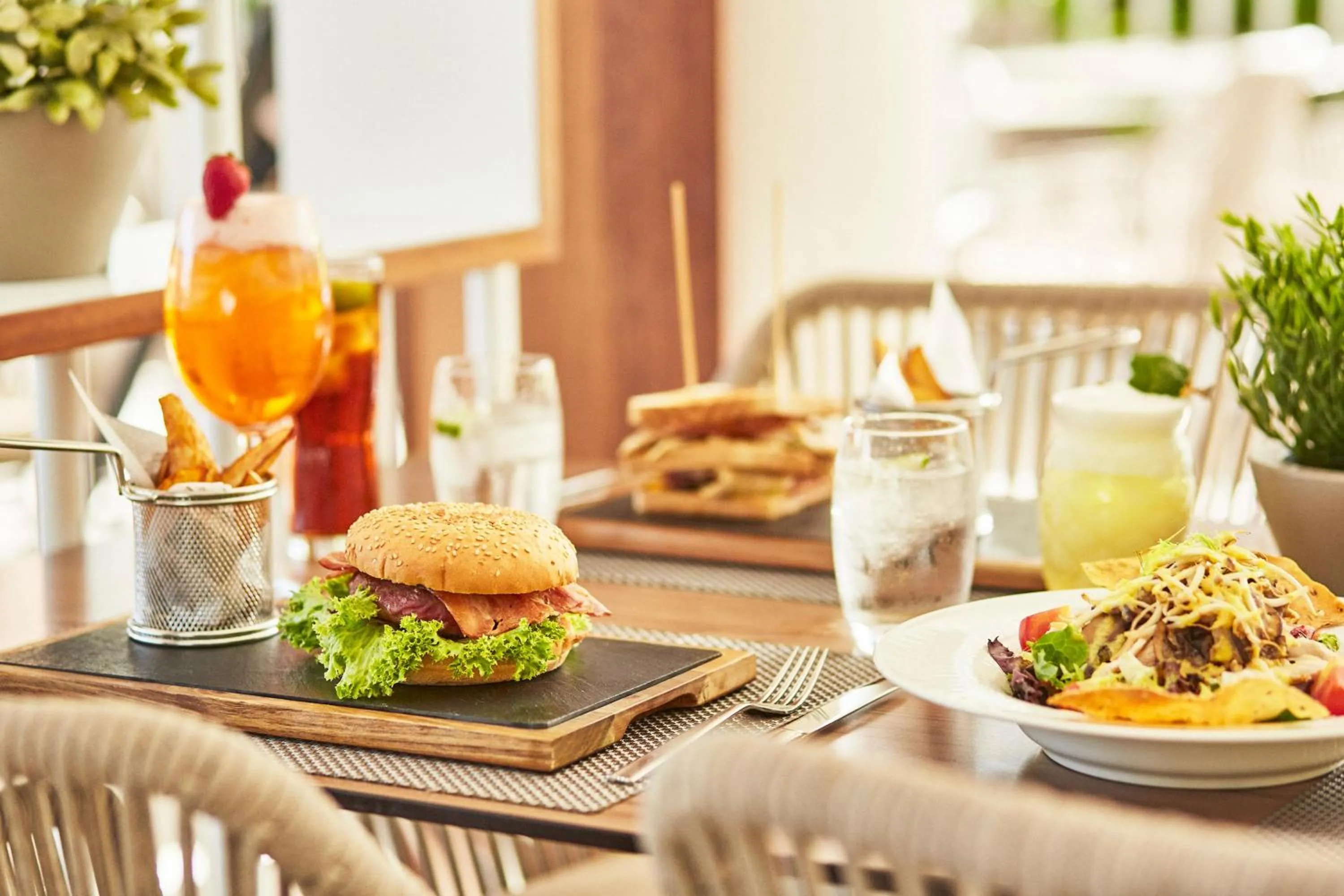 Restaurant/places to eat in Zafiro Palace Alcudia