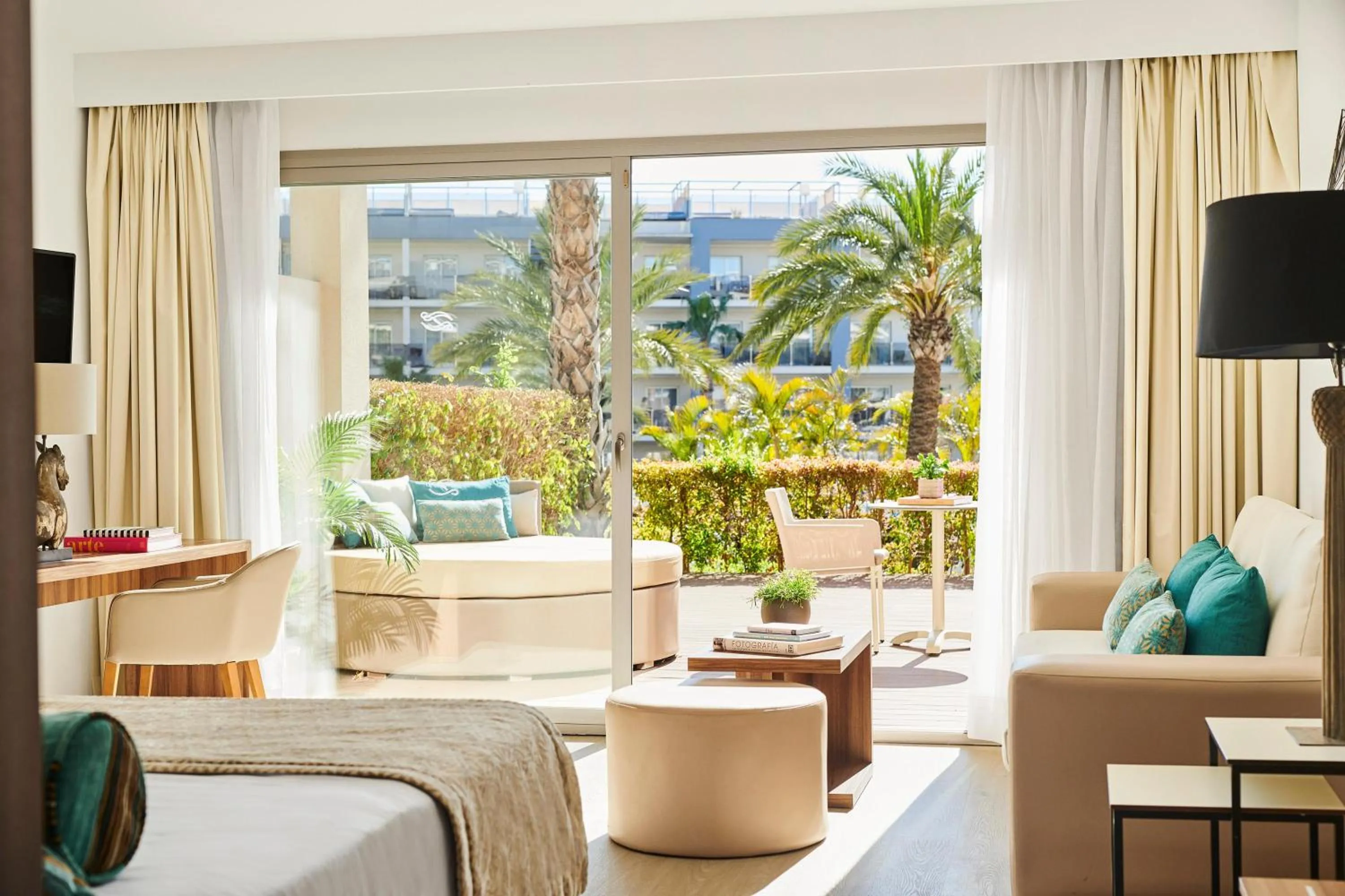 Balcony/Terrace in Zafiro Palace Alcudia