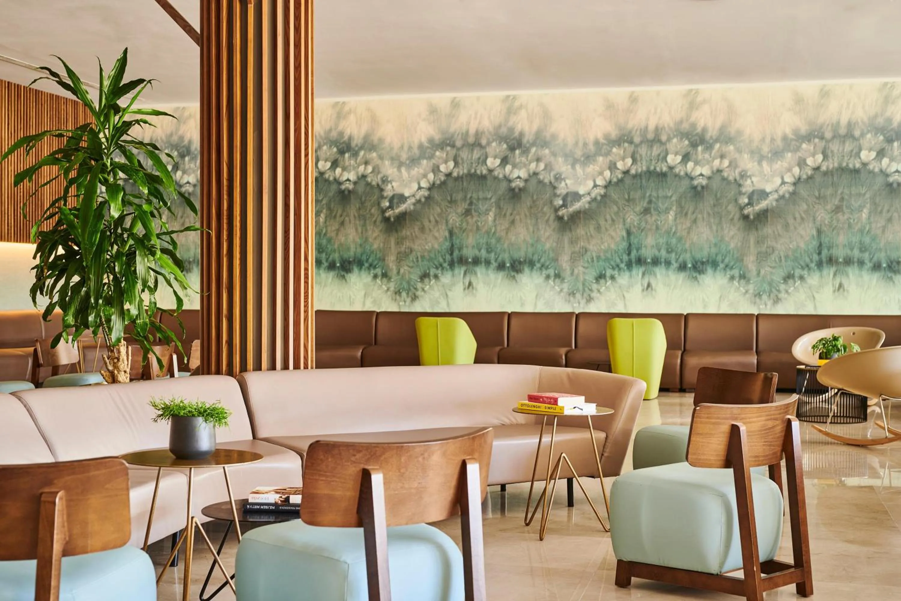 Lounge or bar in Zafiro Palace Alcudia