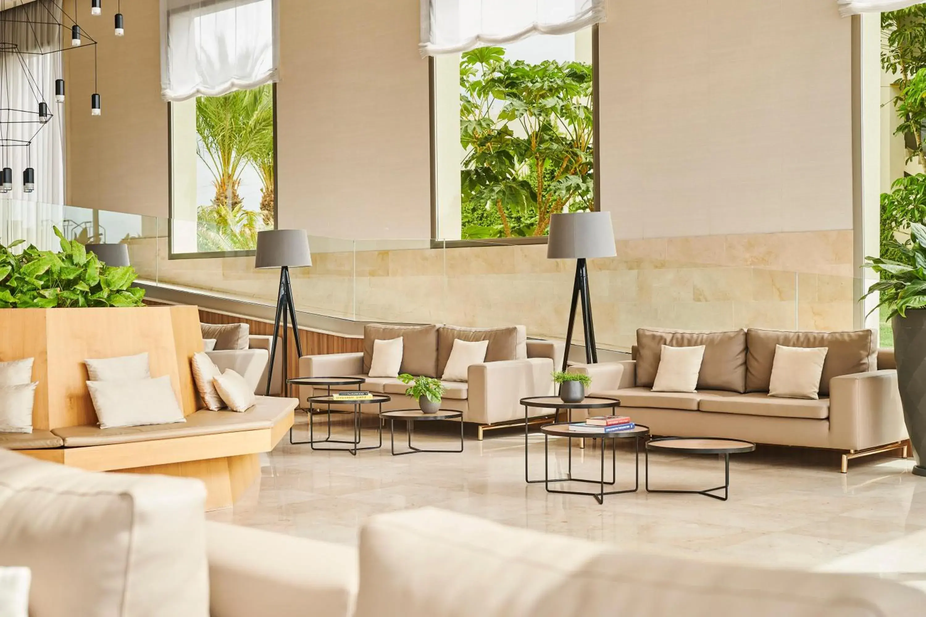 Lobby or reception in Zafiro Palace Alcudia Lobby or reception in Zafiro Palace Alcudia