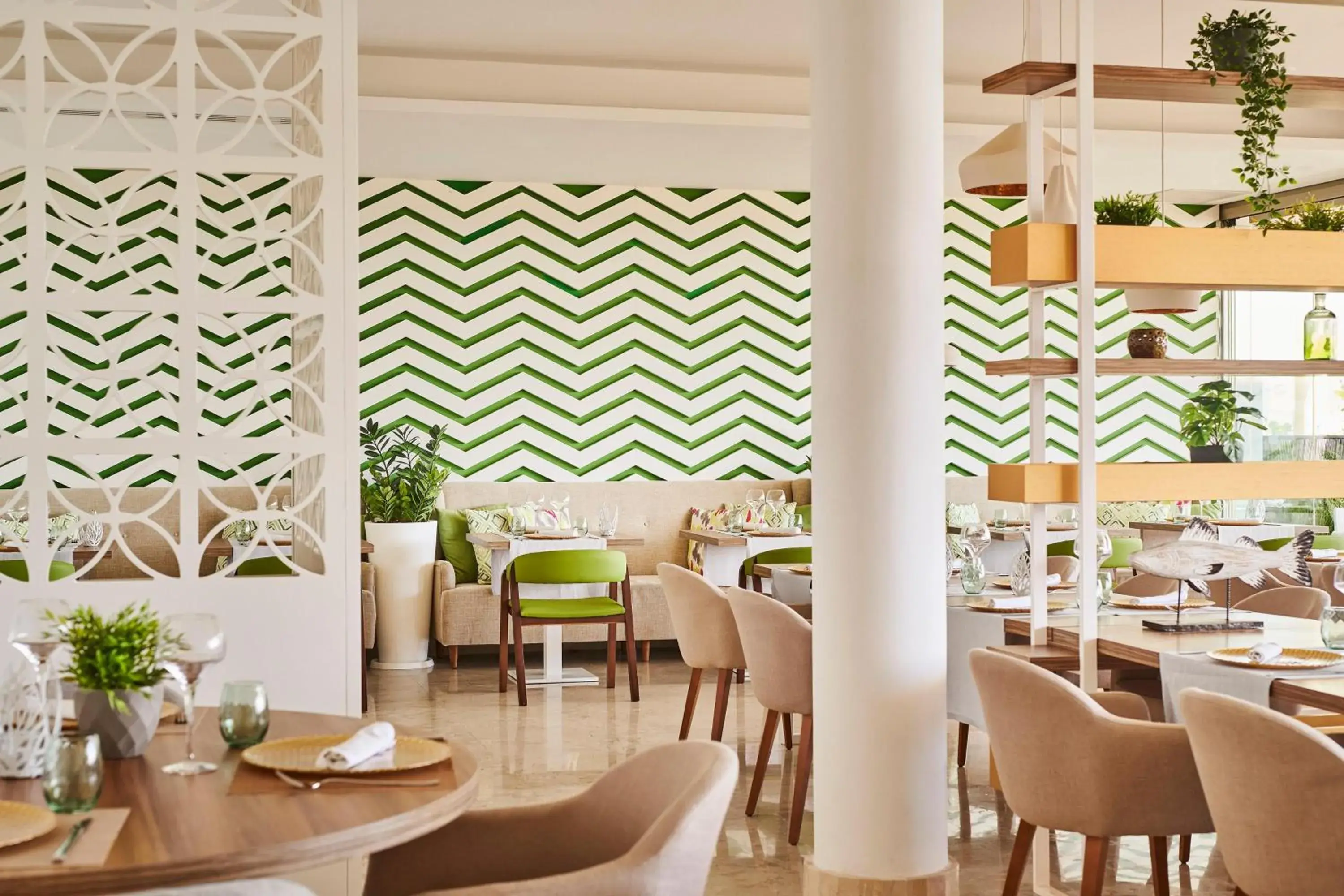 Restaurant/places to eat in Zafiro Palace Alcudia Restaurant/places to eat in Zafiro Palace Alcudia