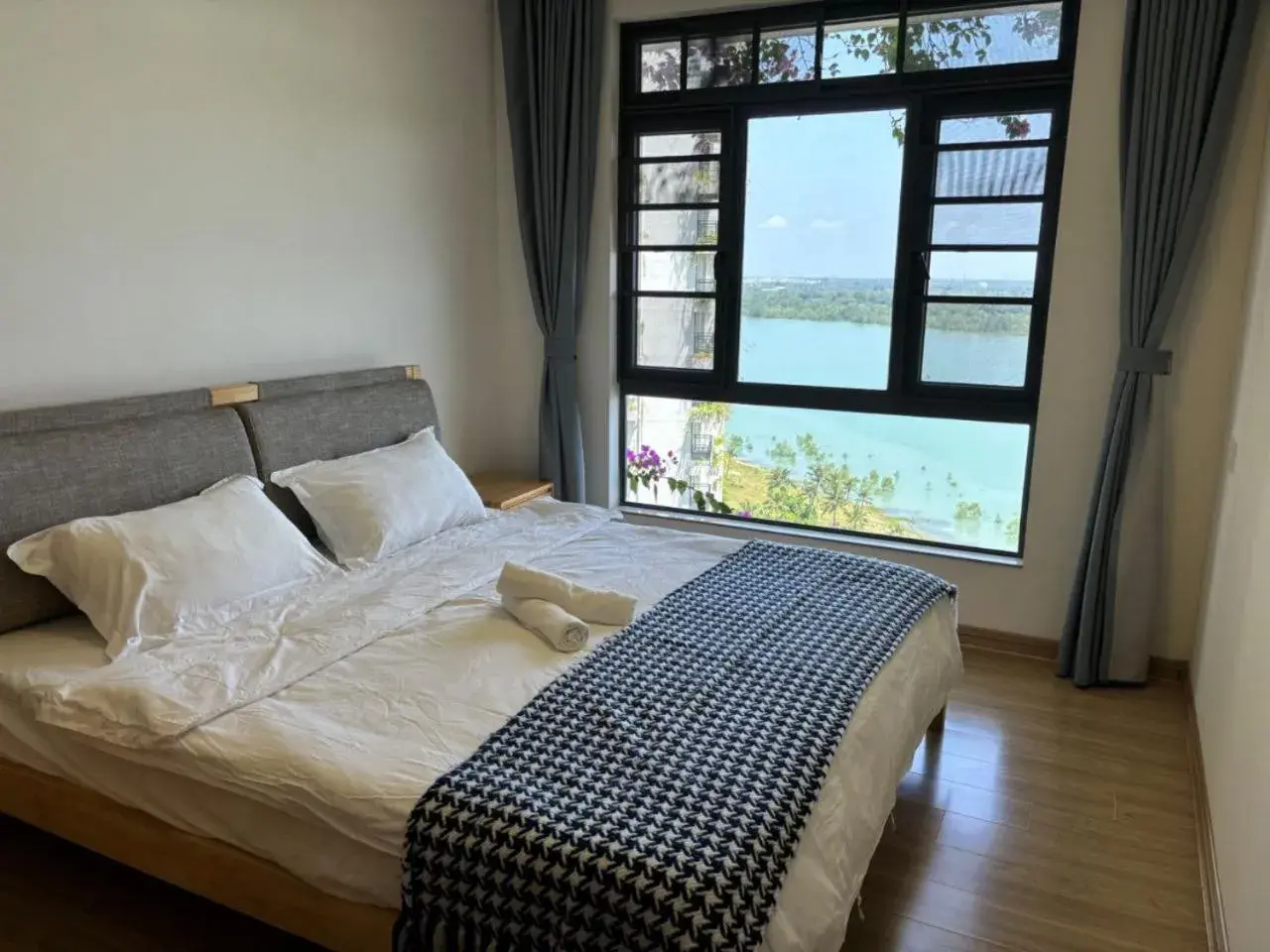 Bed in Seaview 2B1R 5pax Condo Forest City 1G-1608 Bed in Seaview 2B1R 5pax Condo Forest City 1G-1608