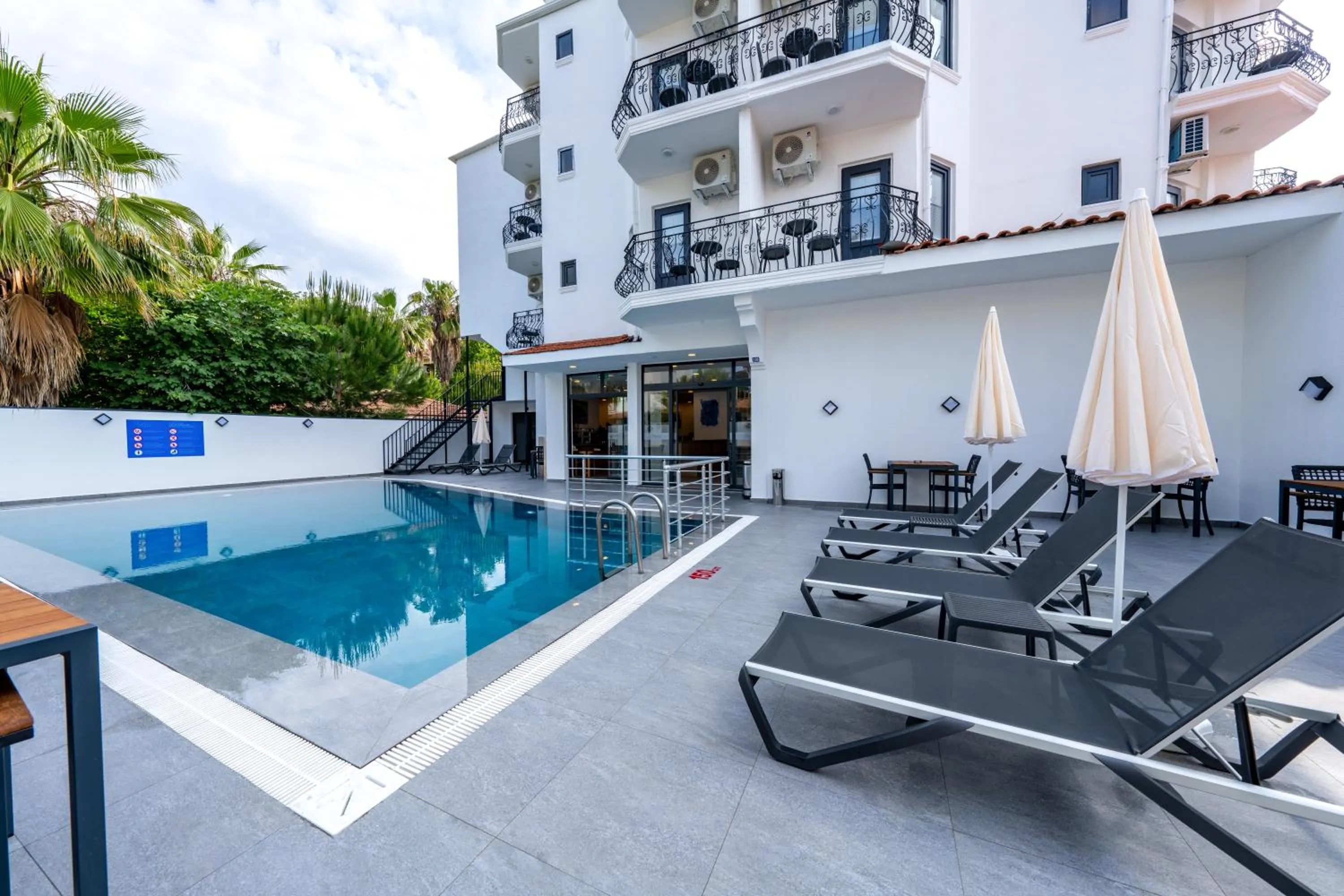 Property building in Skykhan Otel