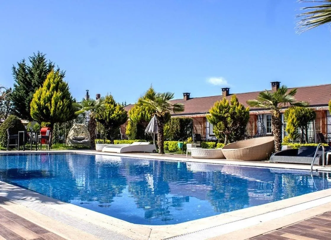 Property building in 216 North Hotel