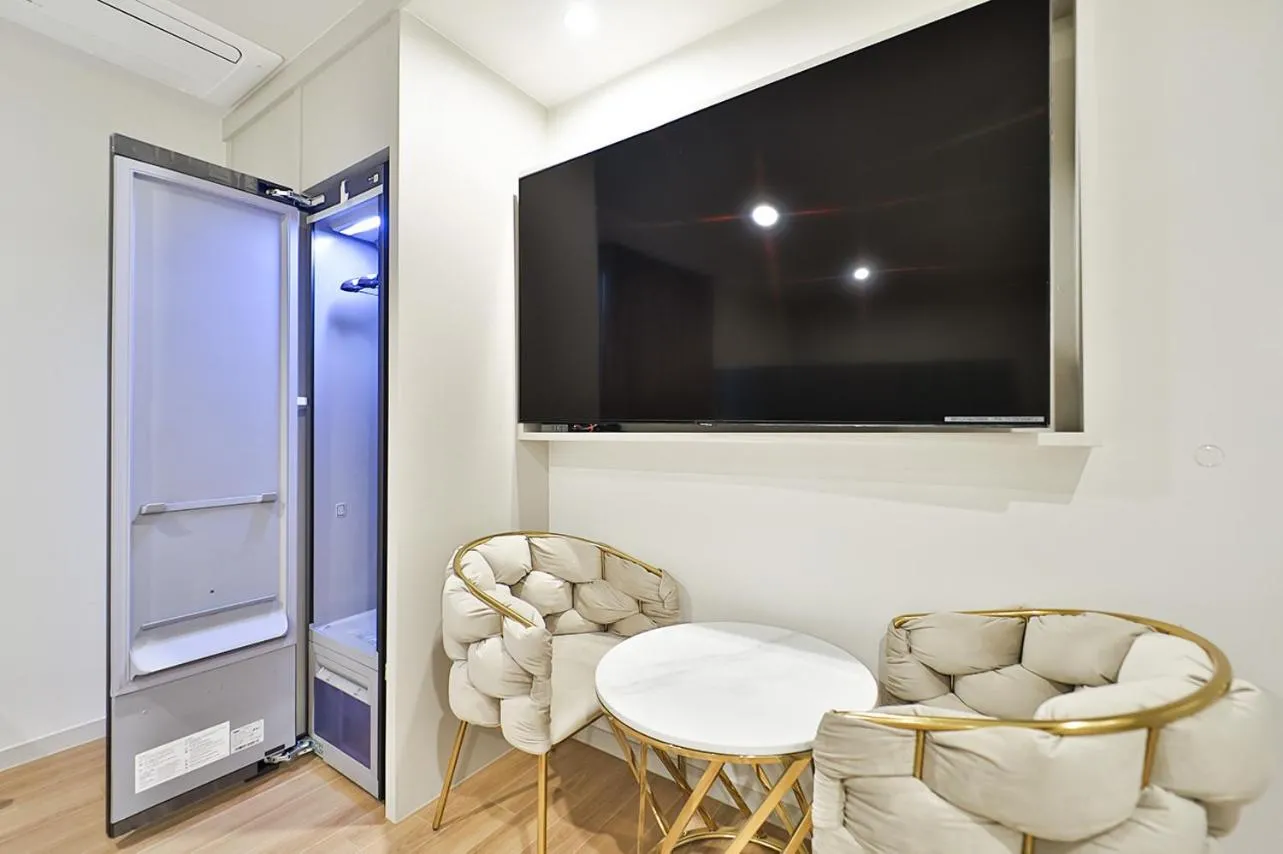 TV and multimedia in Den Basta Hotel Hadan
