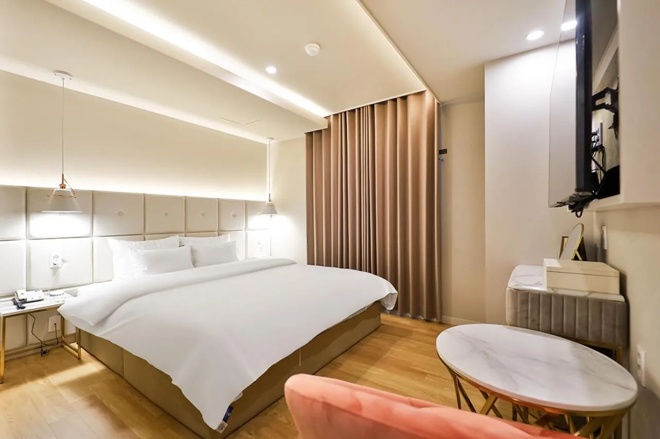 Bed in Den Basta Hotel Hadan