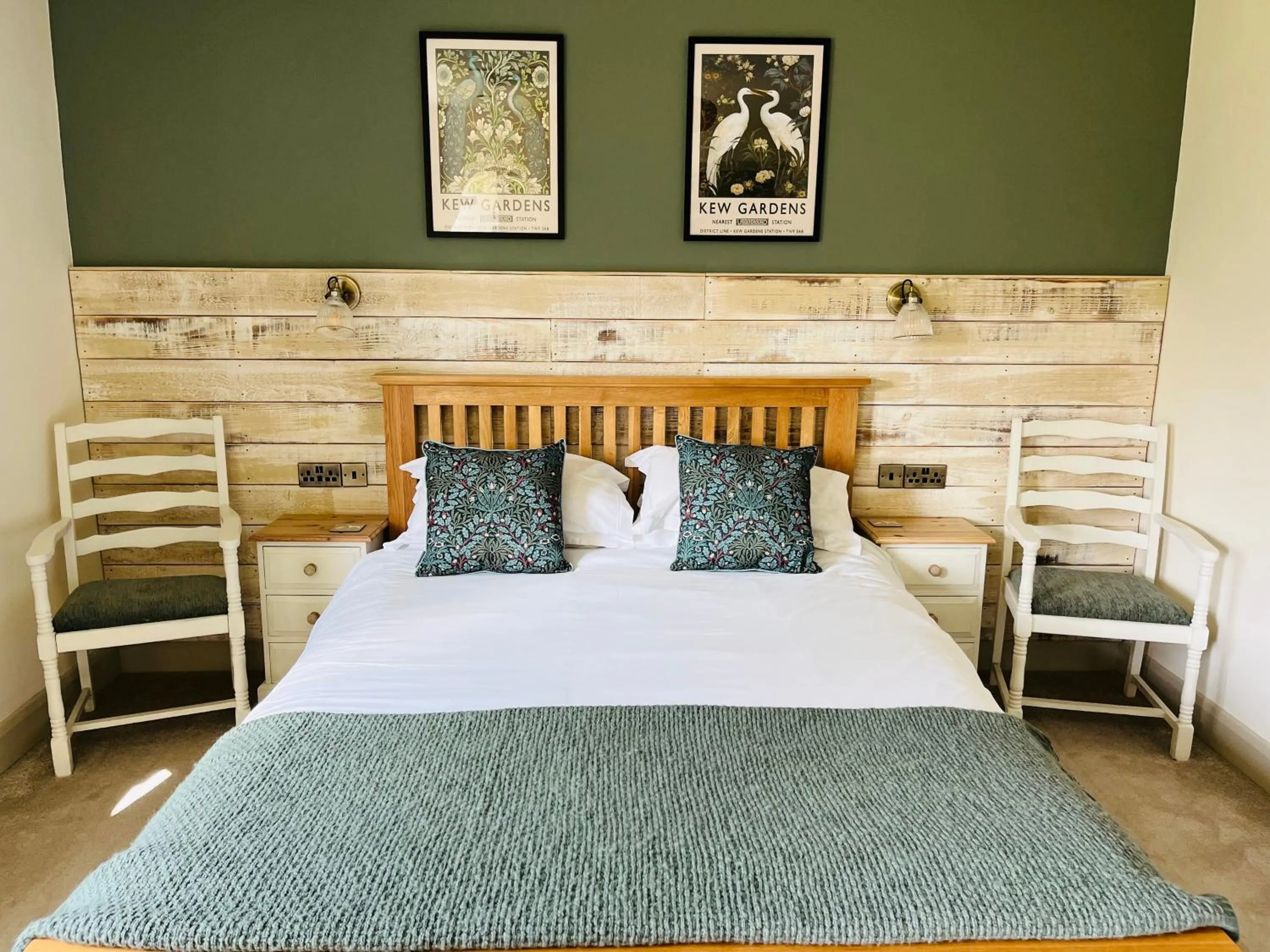 Bed in Hare & Hounds Bed & Breakfast