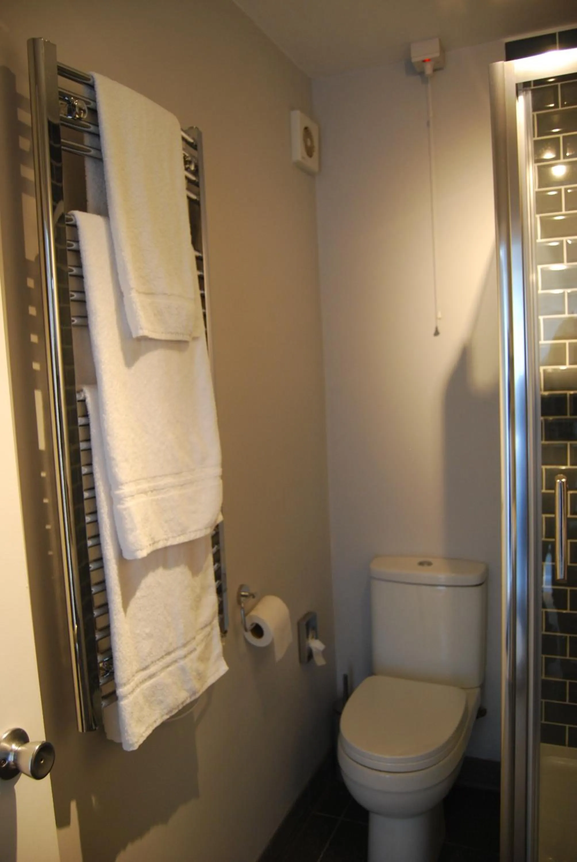 Bathroom in Hare & Hounds Bed & Breakfast