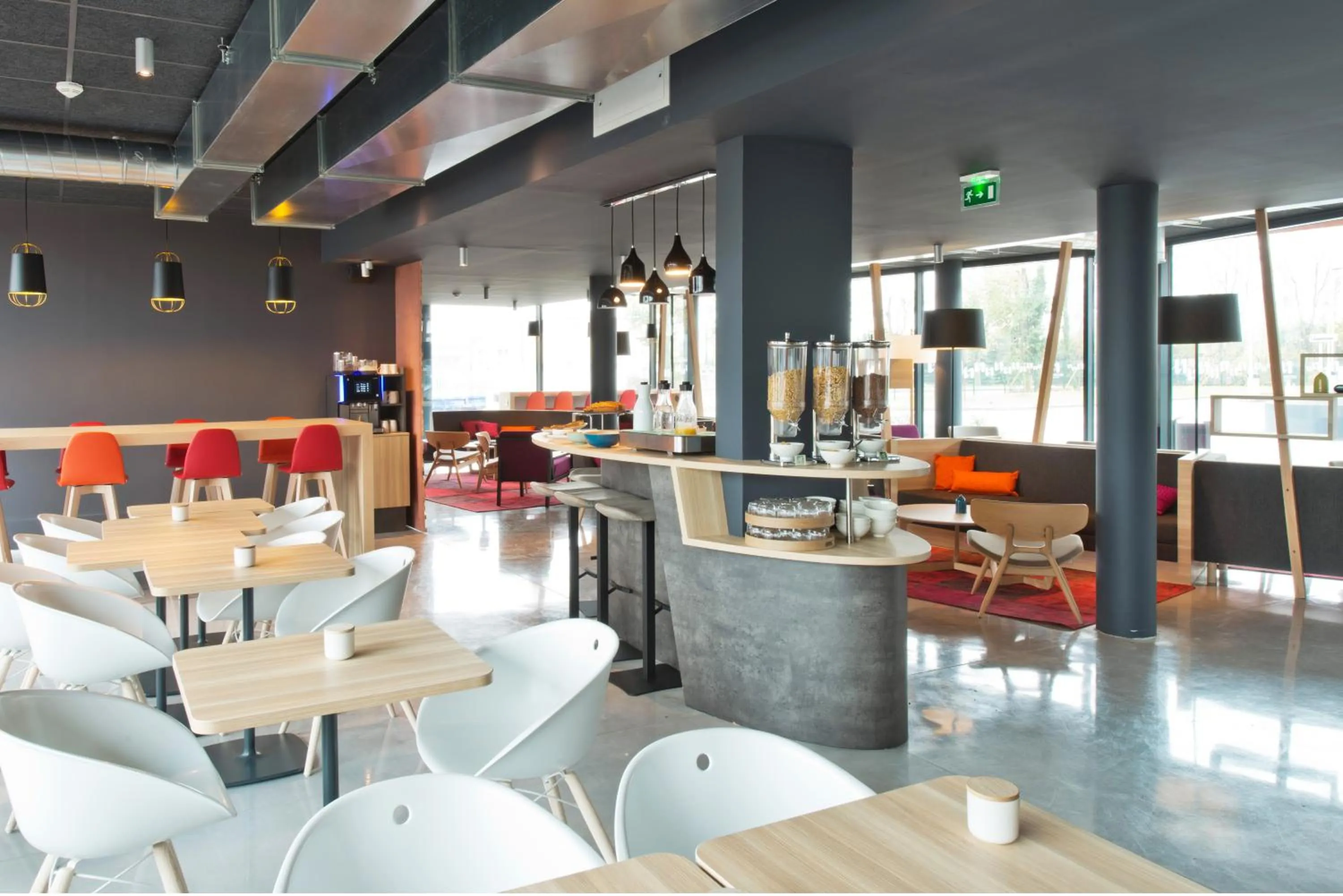 Restaurant/places to eat in Nomad Paris Roissy CDG