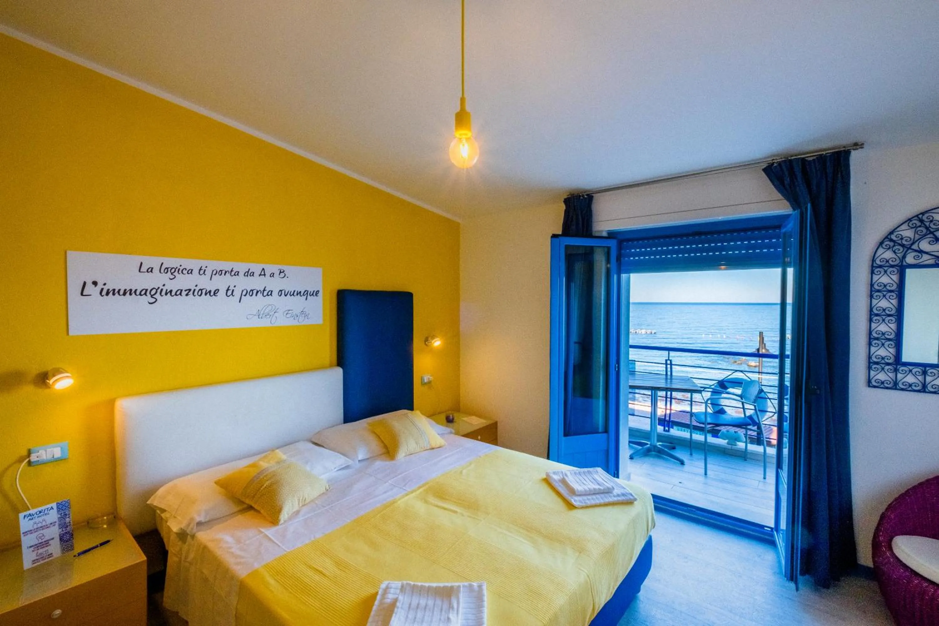 Bed in La Favorita Hotel