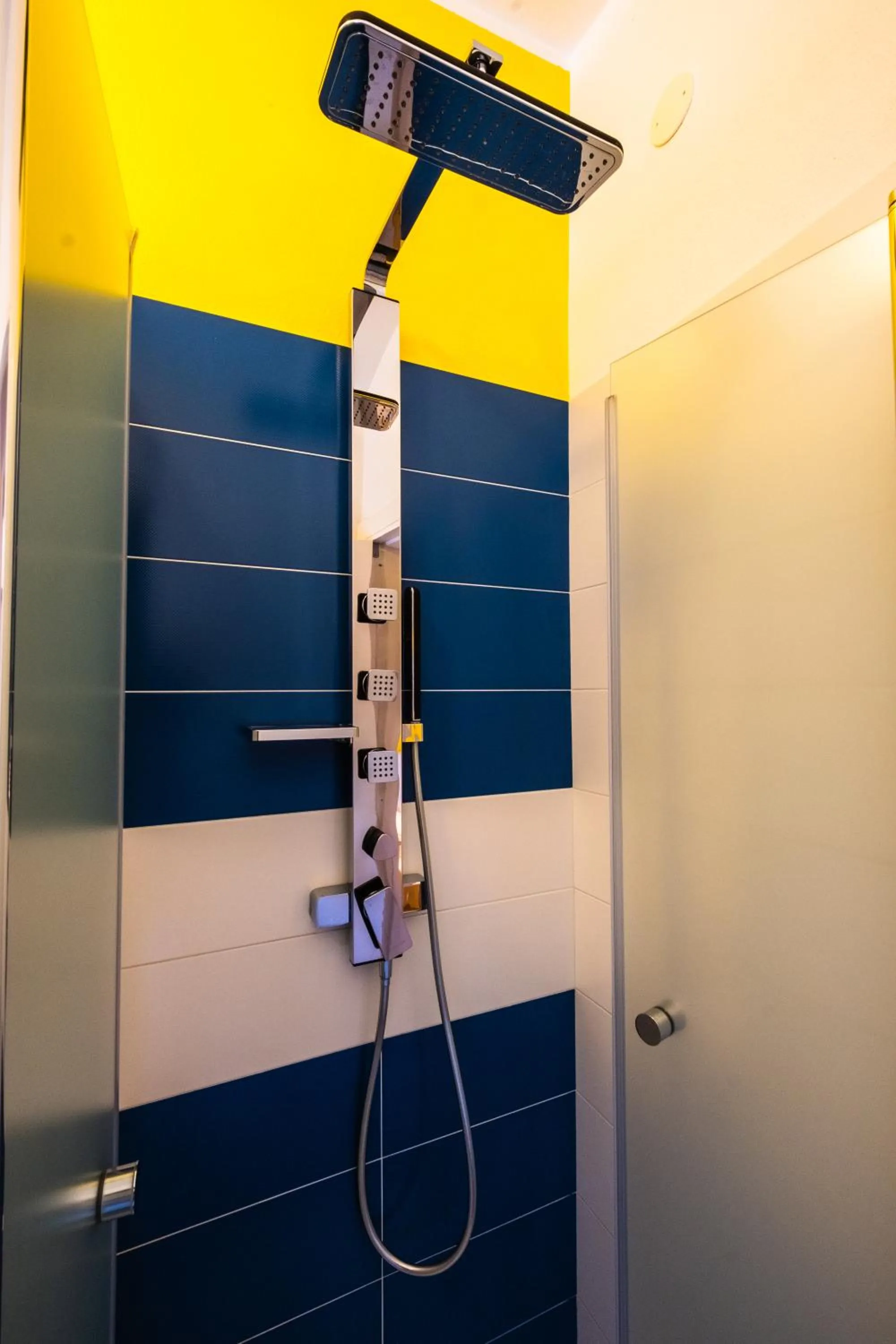 Shower in La Favorita Hotel