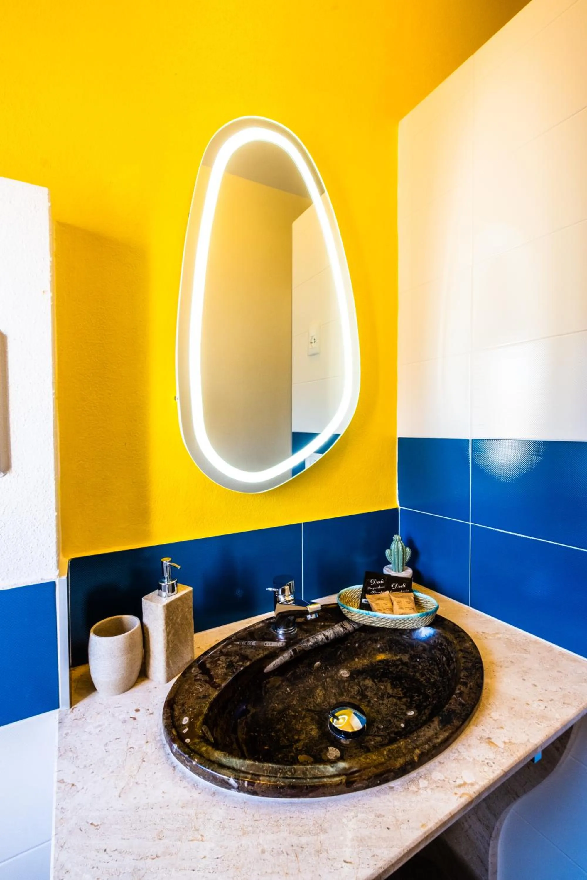 Bathroom in La Favorita Hotel