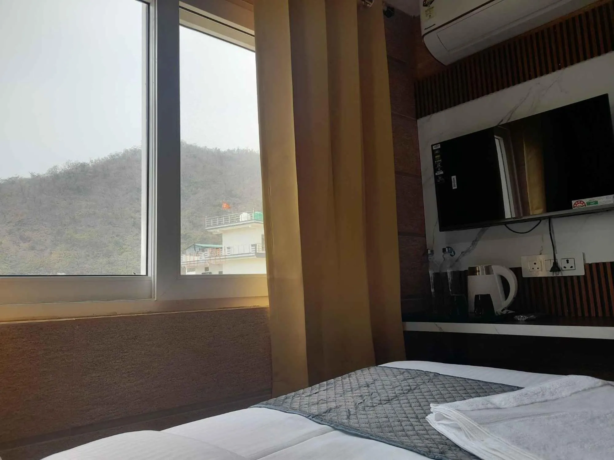 View (from property/room), Bed in Hotel Asha Delight