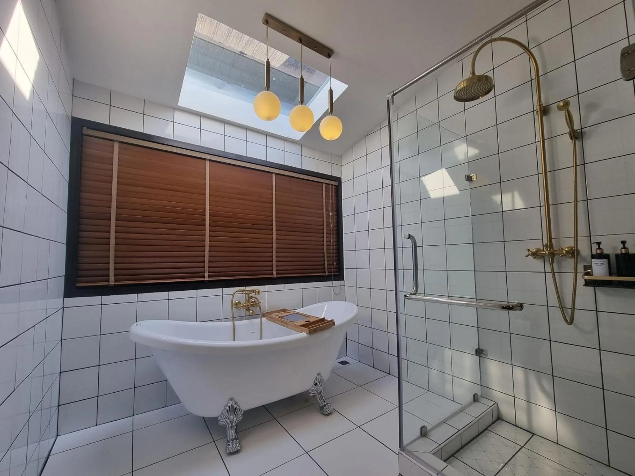 Toilet in The Folkster House Chiangkhan