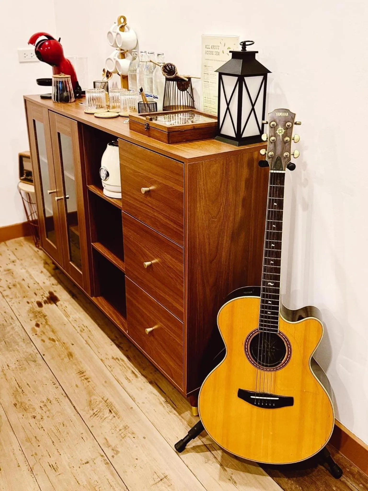 Living room in The Folkster House Chiangkhan