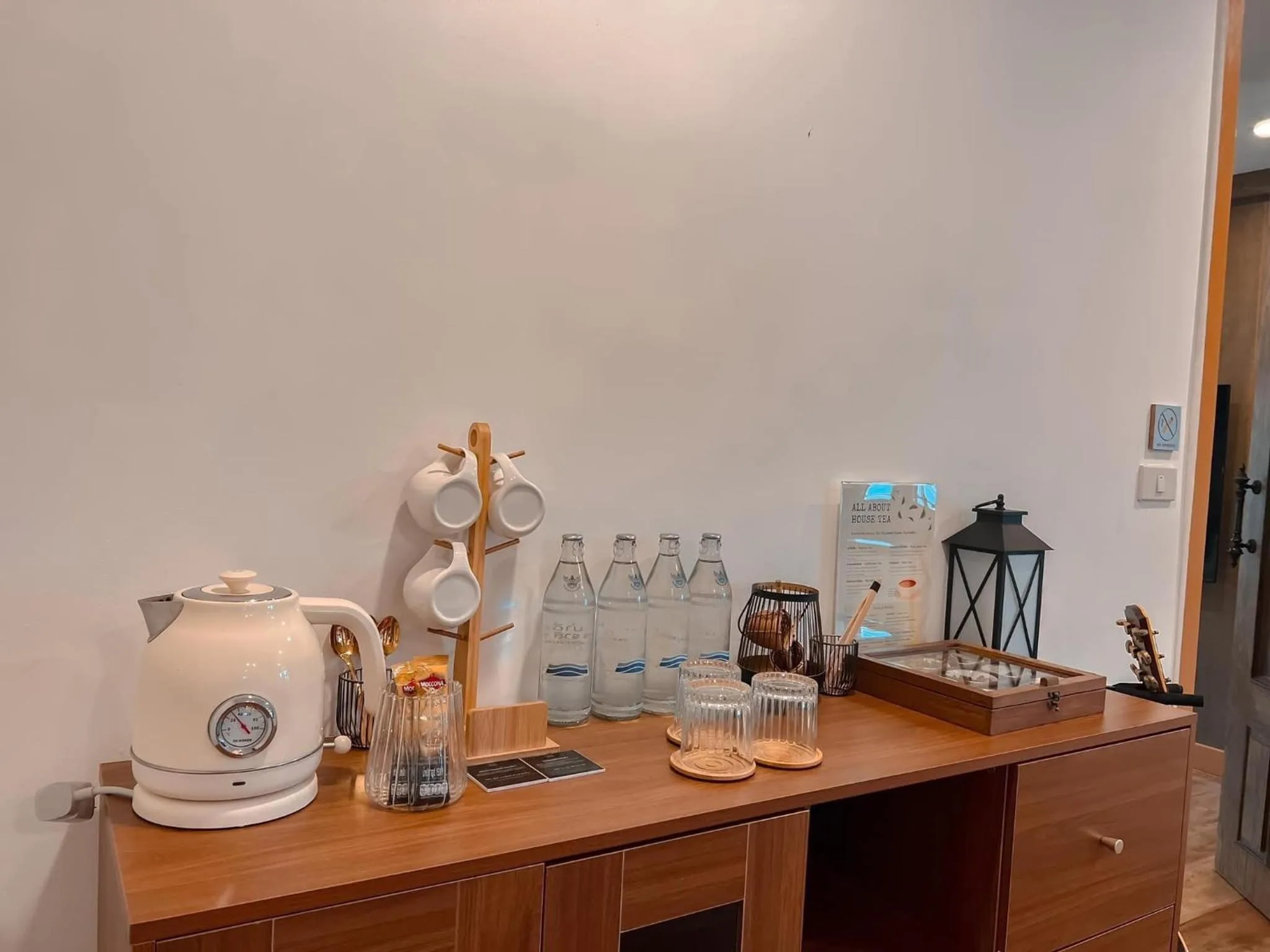 Coffee/tea facilities in The Folkster House Chiangkhan