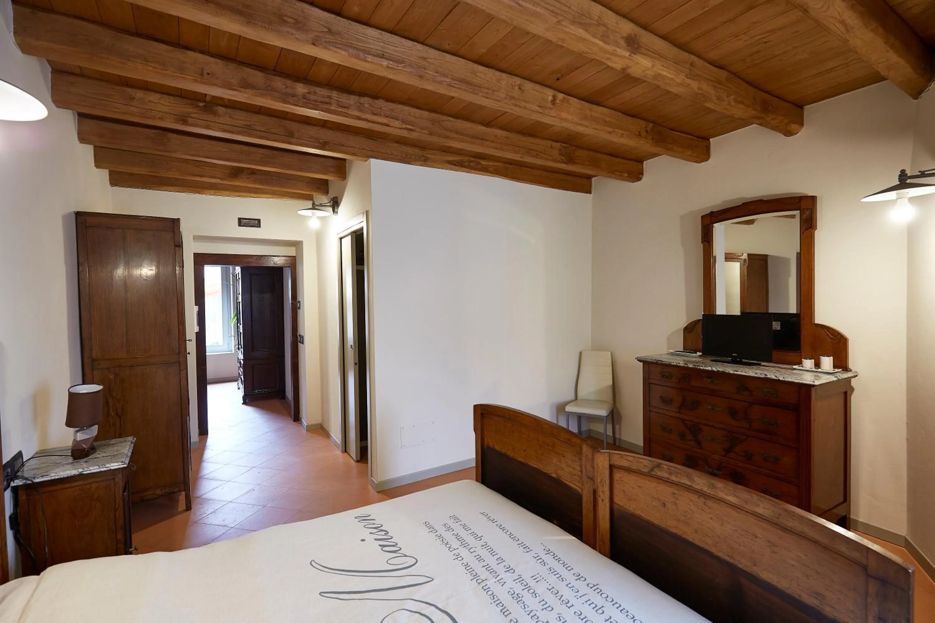 Bed in Palazzo Eleonora