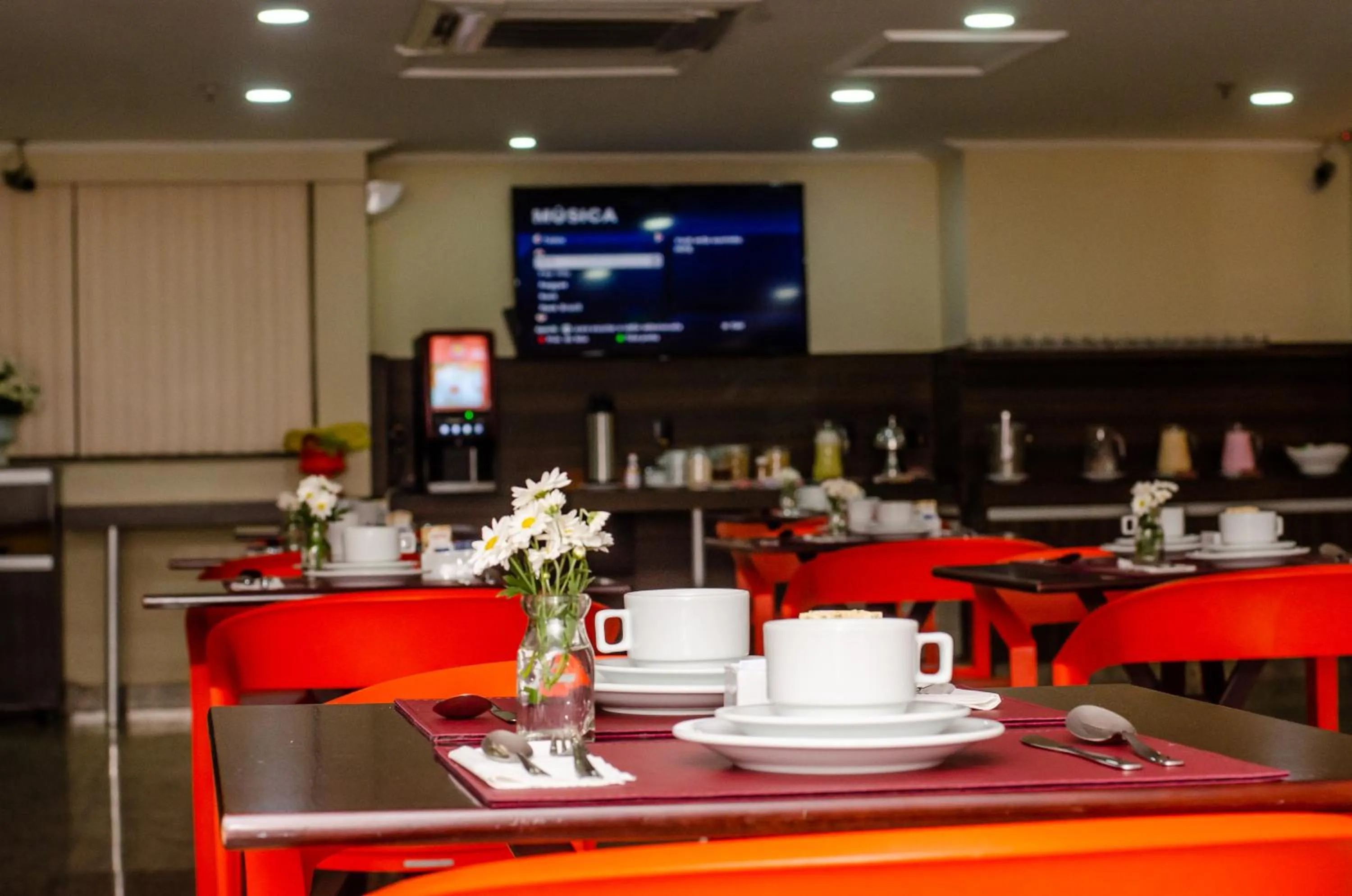 Restaurant/places to eat in Seleto Hotel