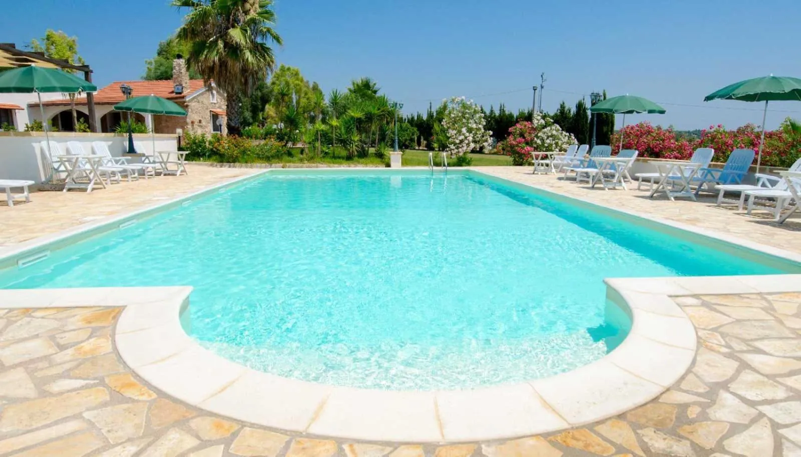 Swimming pool in Tenuta Li Fani Residence Hotel