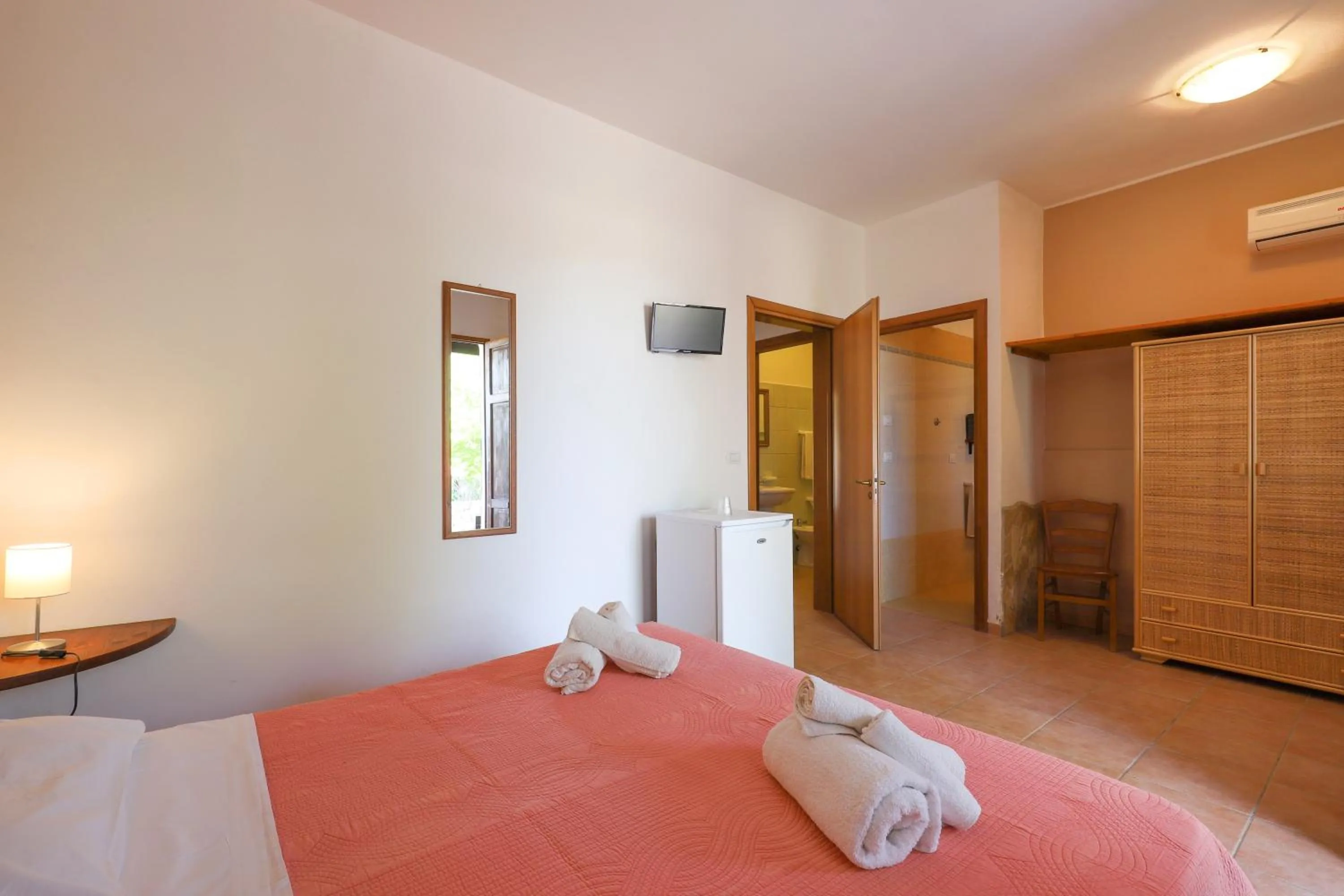 Bed in Tenuta Li Fani Residence Hotel