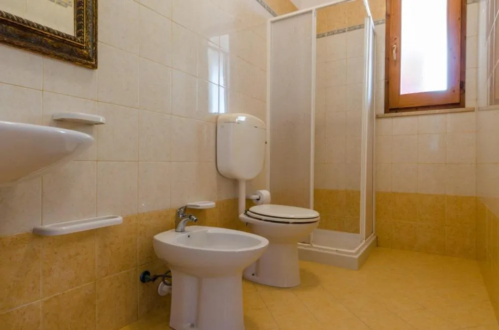 Shower in Tenuta Li Fani Residence Hotel