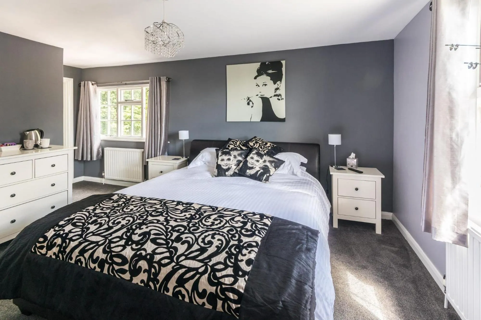 Bed in The Cherry Tree Inn