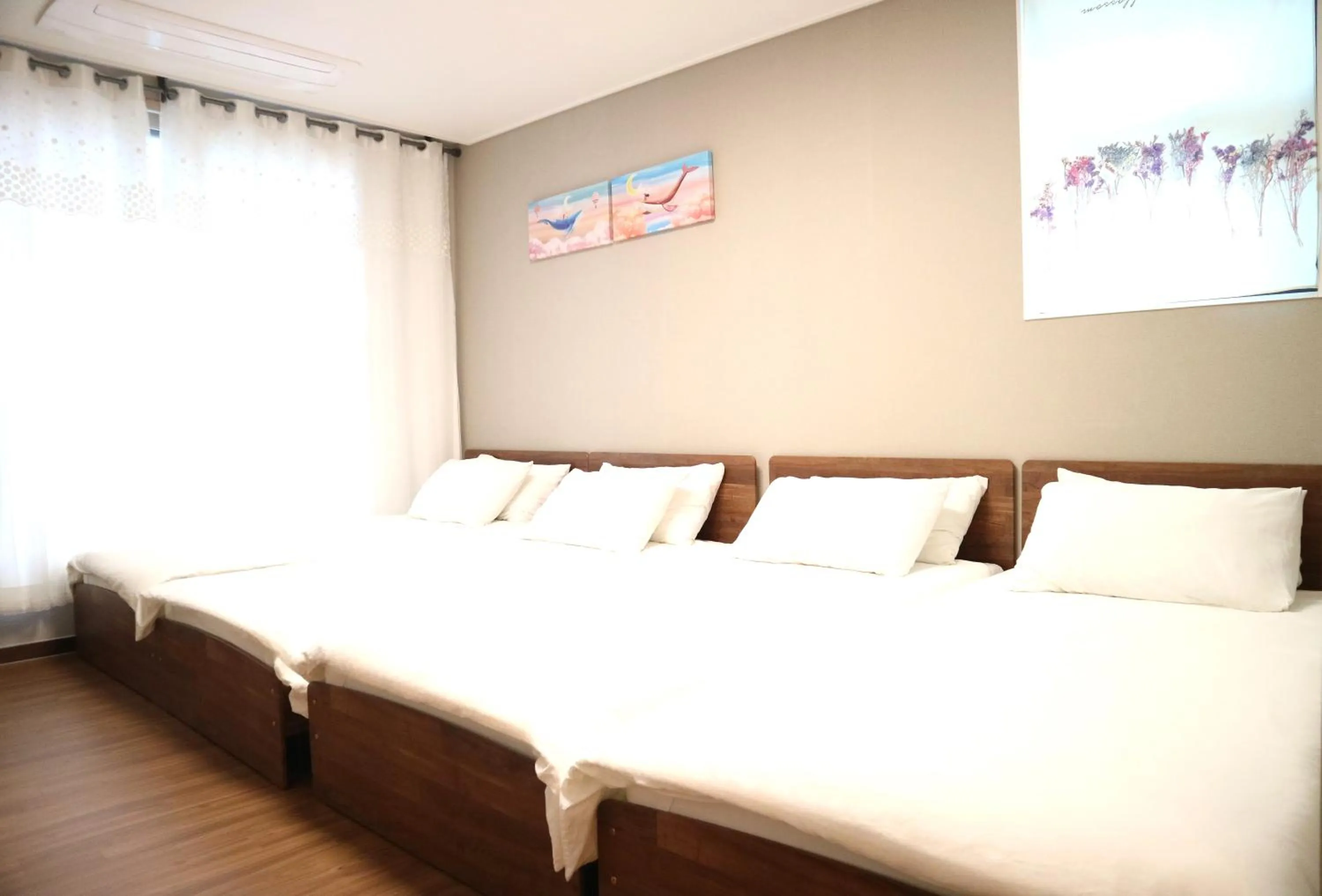Bedroom, Bed in Incheon Airport Guest House King