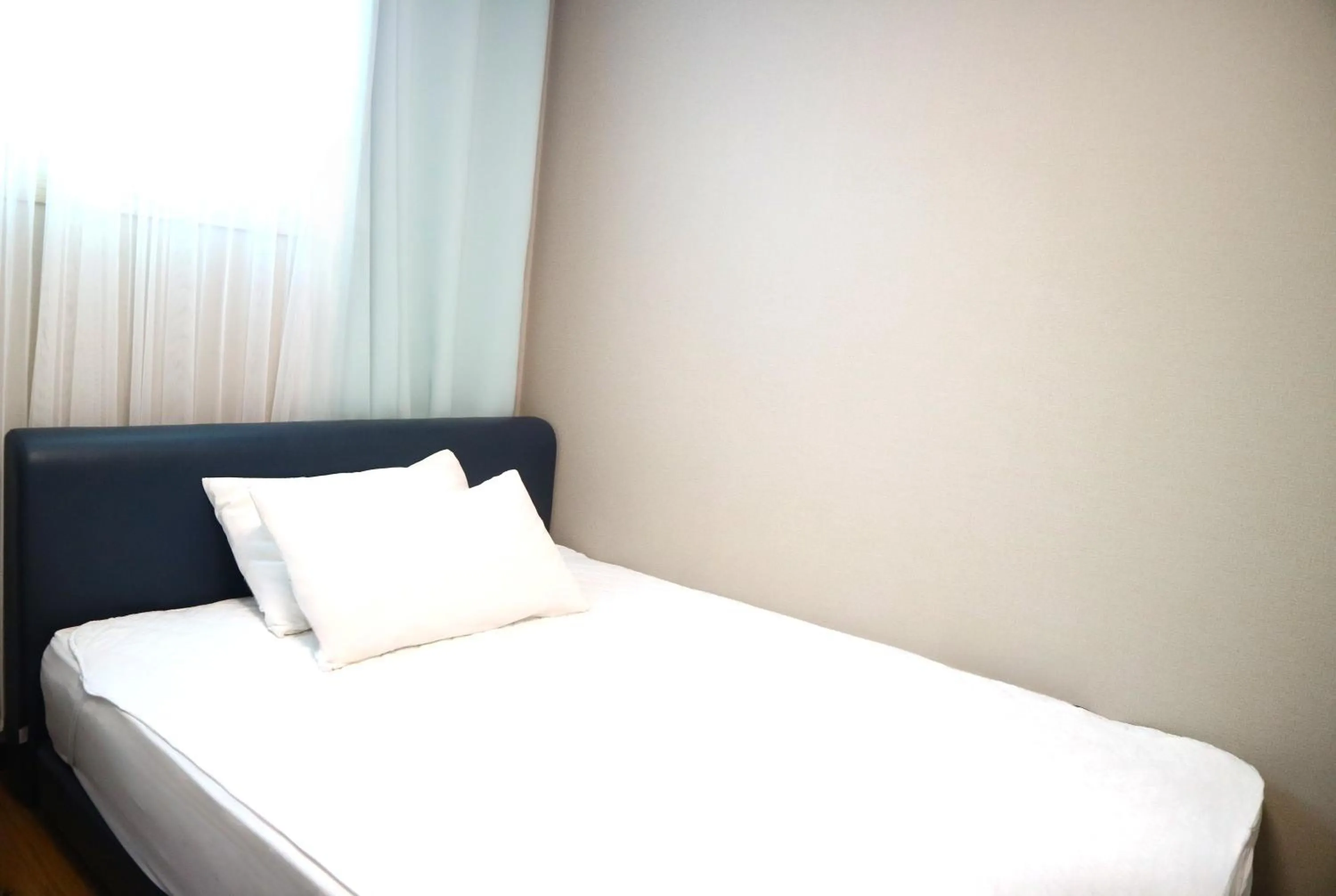 Bedroom, Bed in Incheon Airport Guest House King
