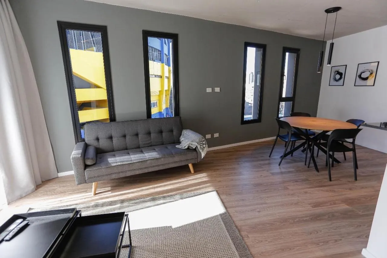 Dining area in Howard Johnson Undici Republica de La Boca