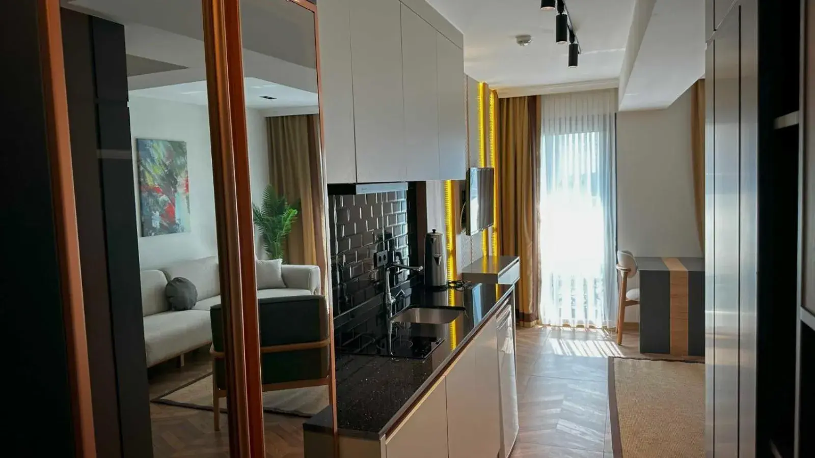 kitchen, Bed in Shiboo Suite Otel kitchen, Bed in Shiboo Suite Otel