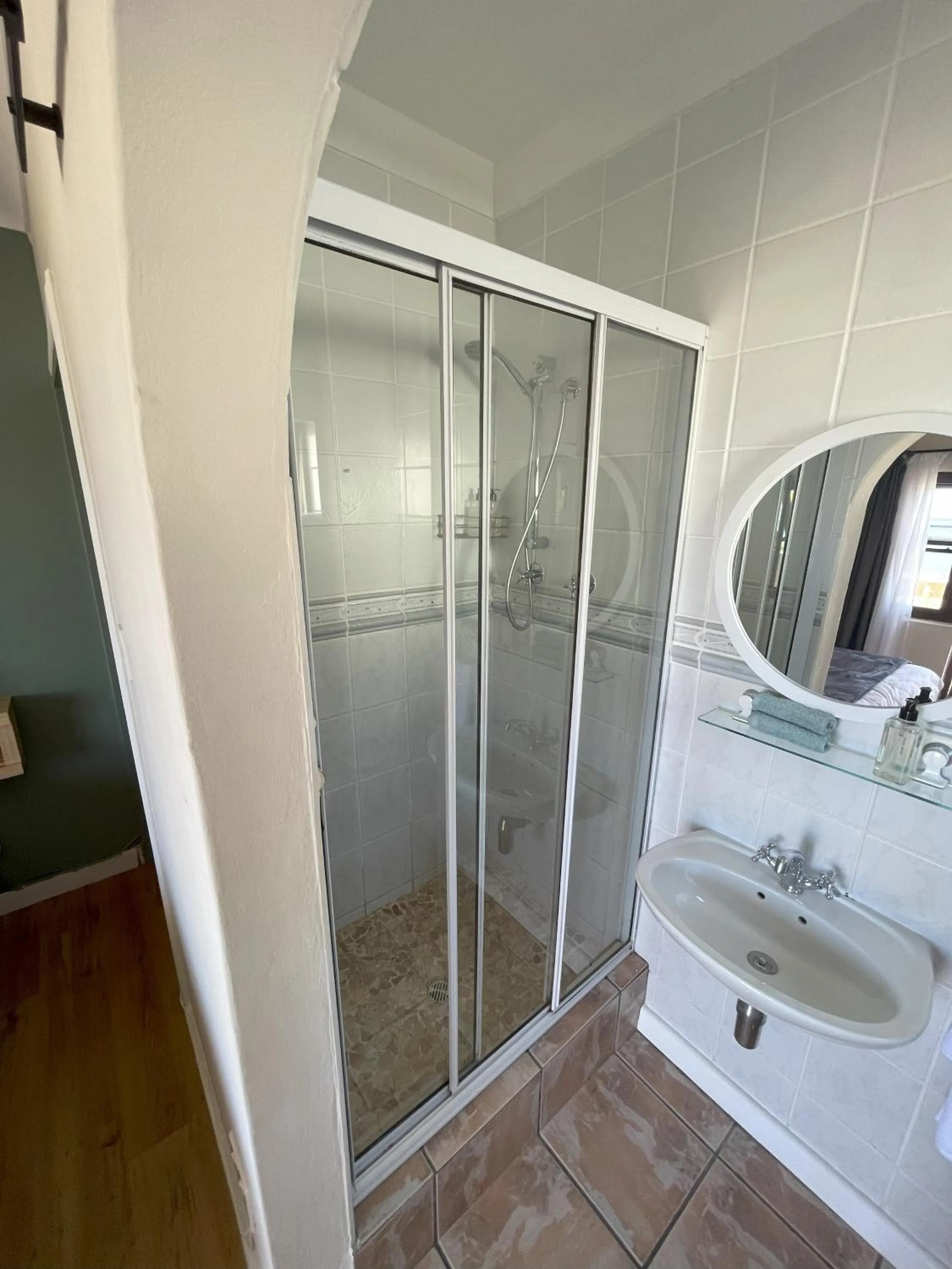 Shower in Wilderness on Sea