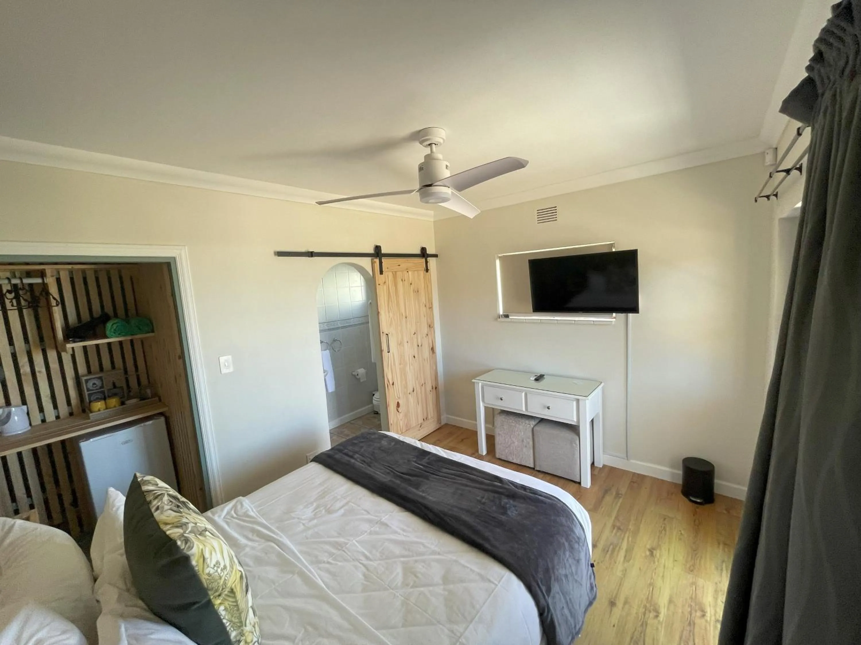 Bed in Wilderness on Sea