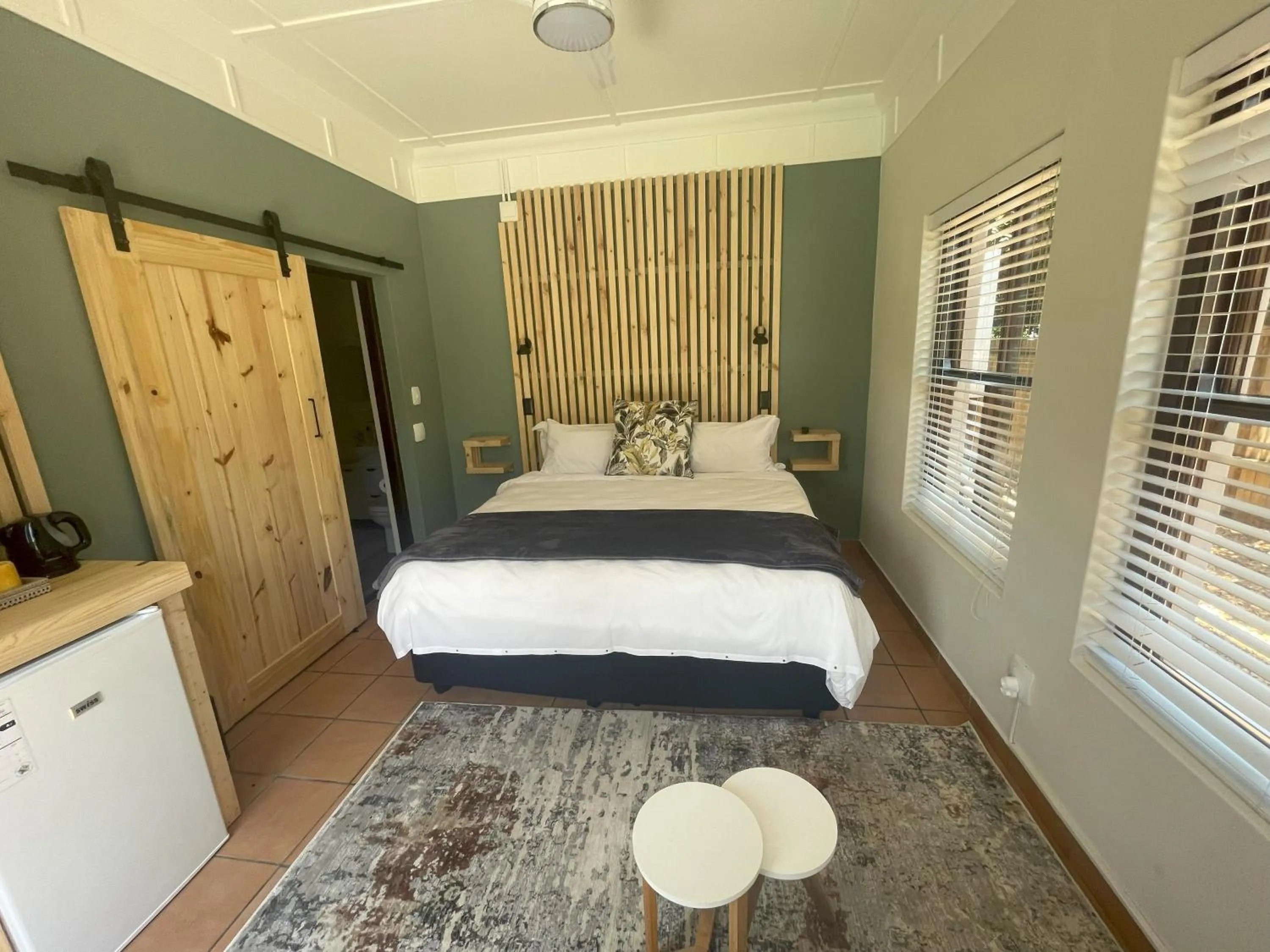 Photo of the whole room, Bed in Wilderness on Sea