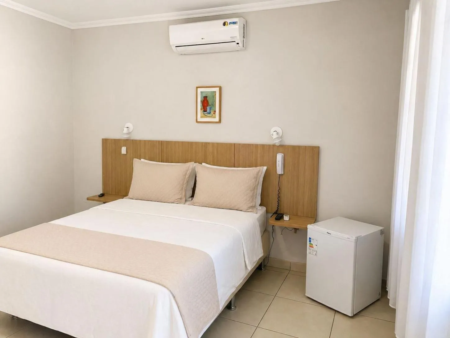 Bed in Vila Francesa Hotel