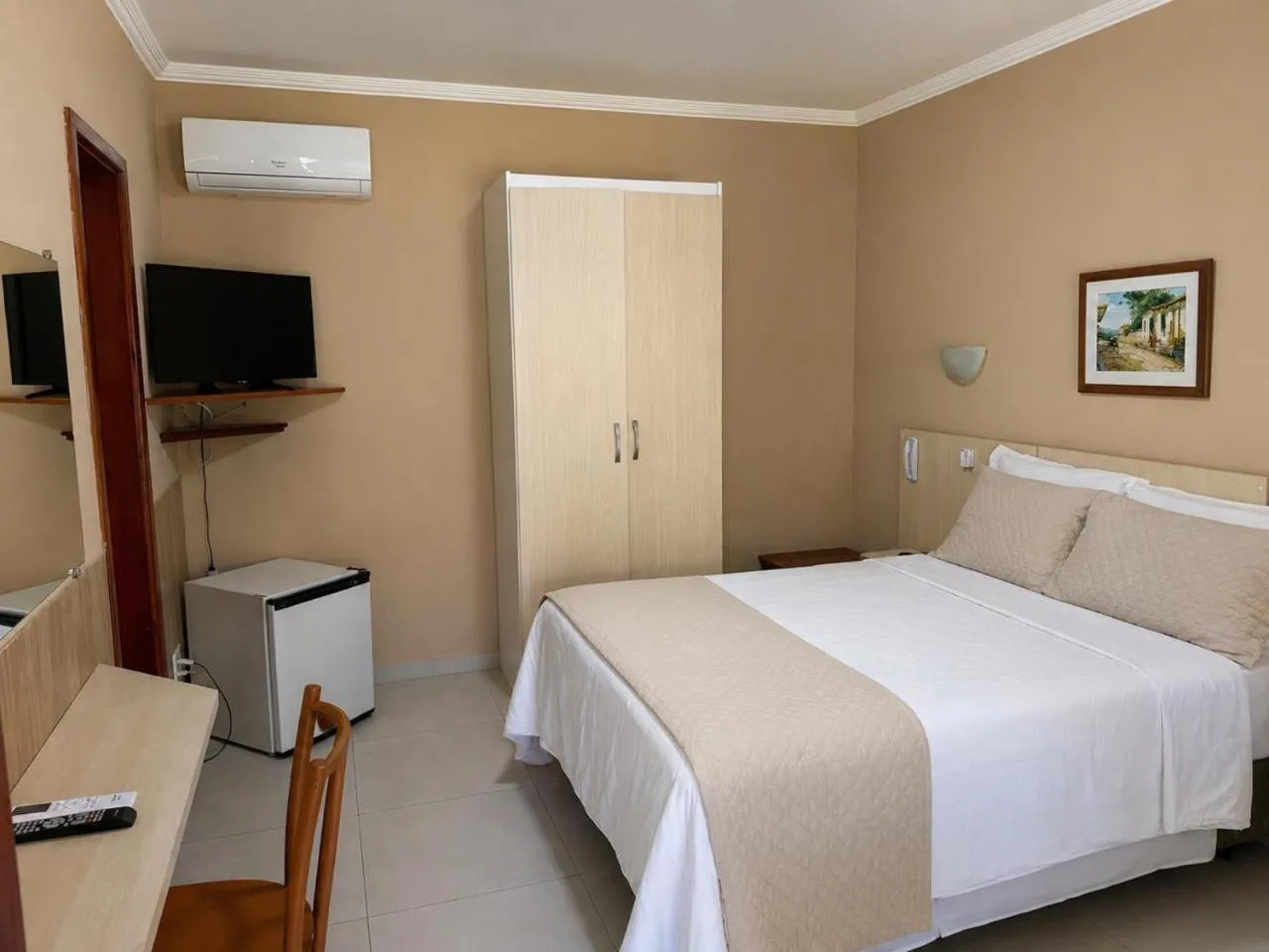 Bed in Vila Francesa Hotel
