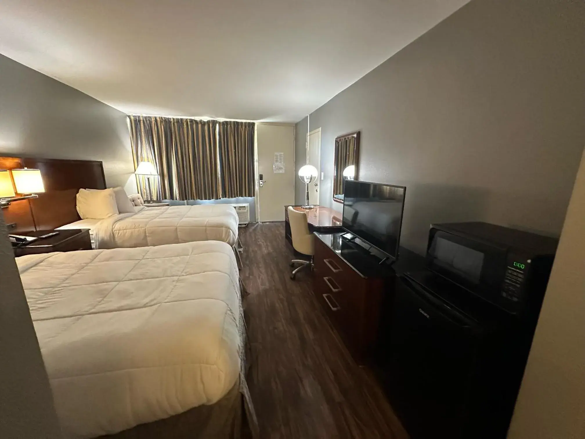 Bed in Gateway Hotel Bed in Gateway Hotel