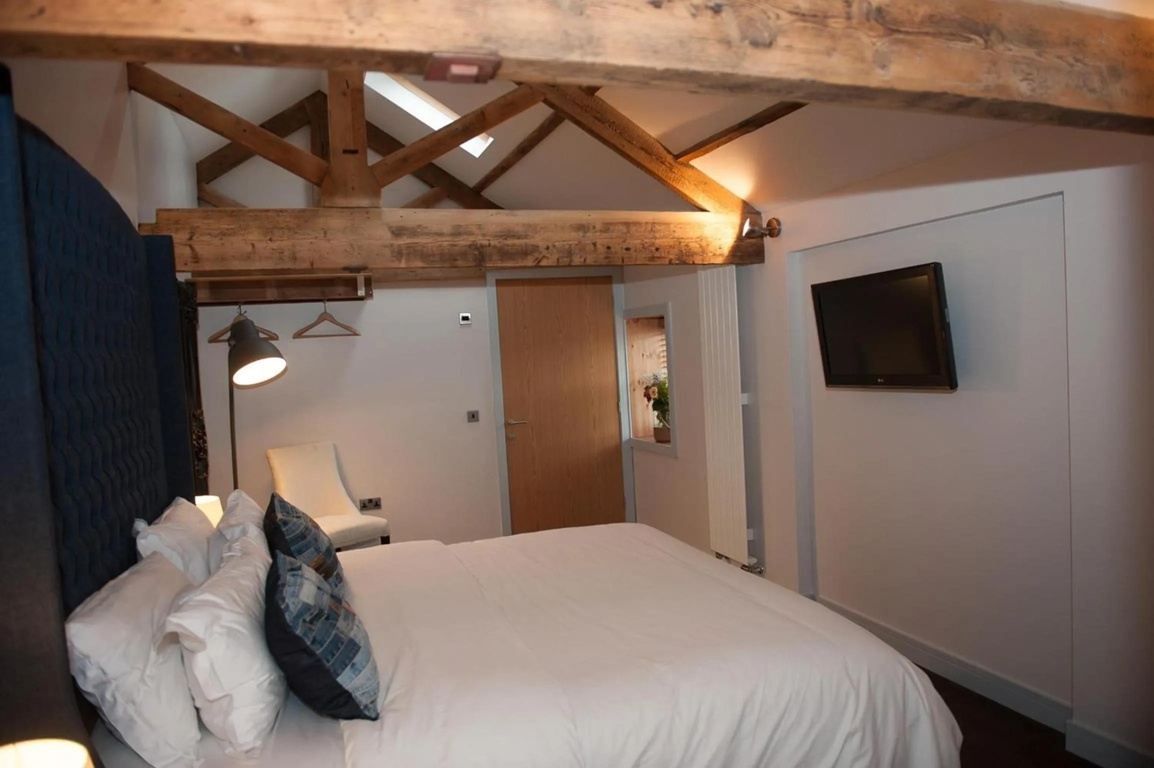 Photo of the whole room, Bed in Hotel Forty One