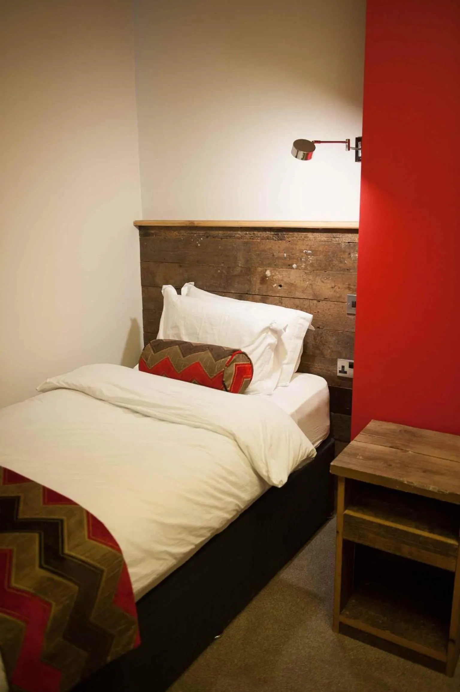 Bed in Hotel Forty One