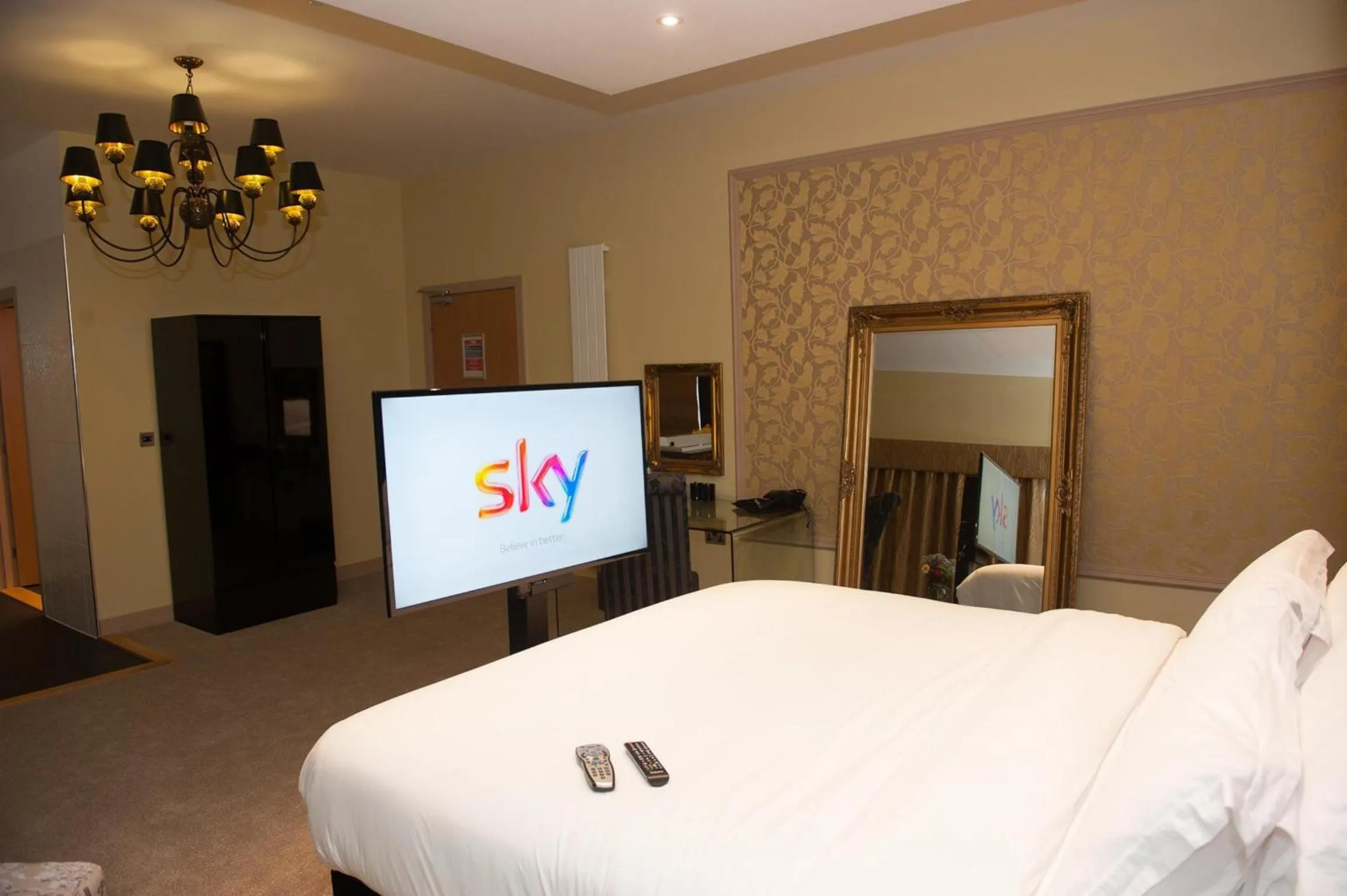 Bed in Hotel Forty One