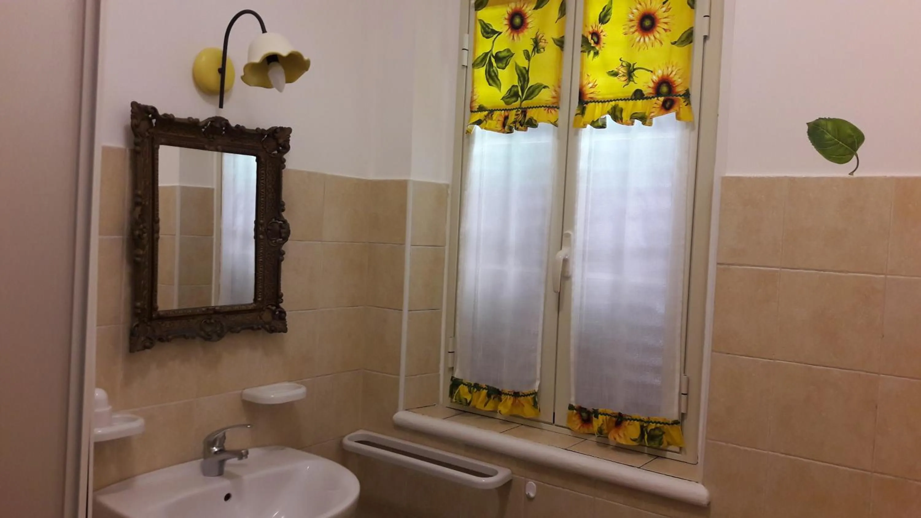 Shower in Villa Mimosa Tropea