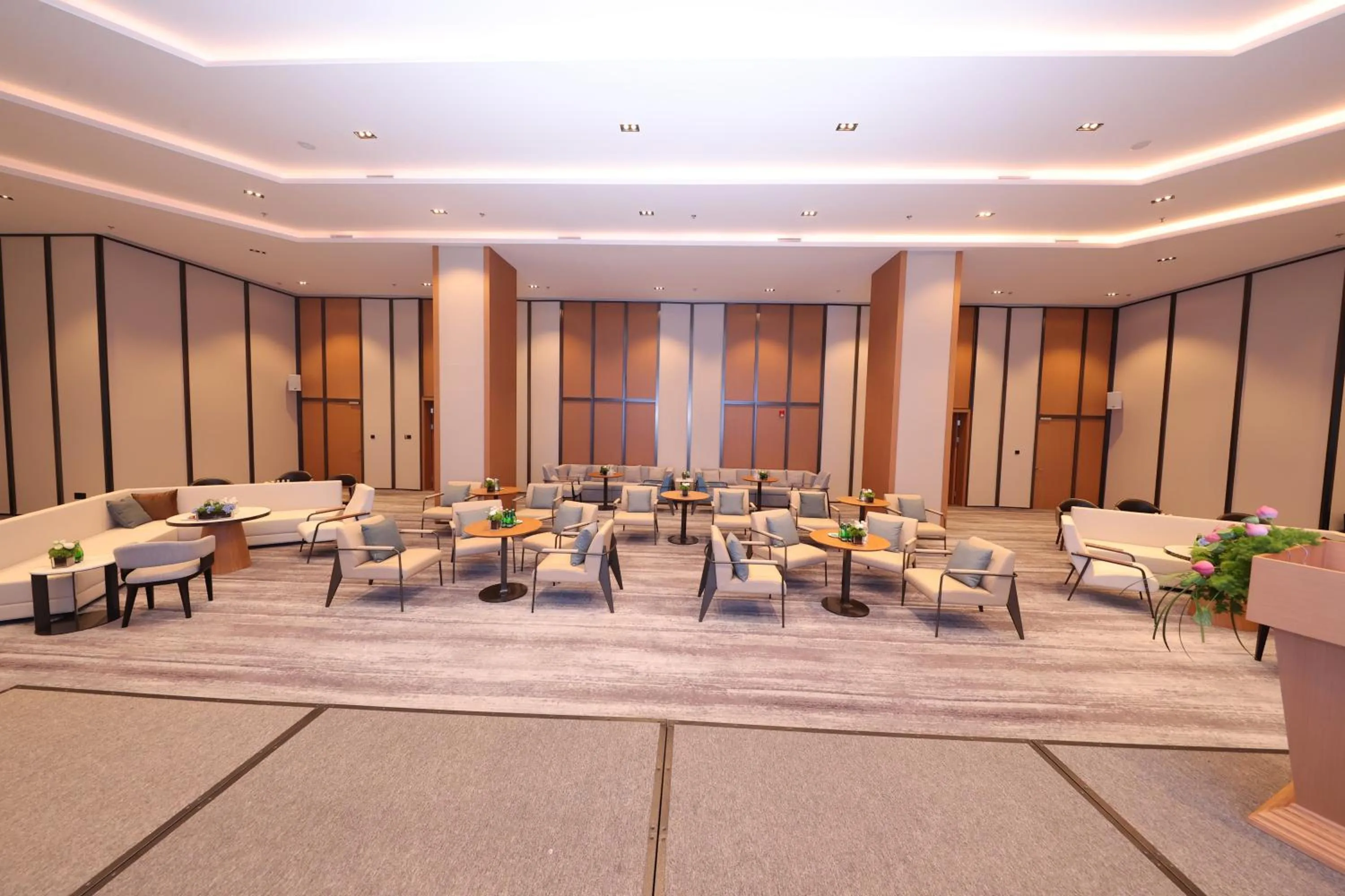 Meeting/conference room in Fairfield by Marriott Guangzhou Konggang