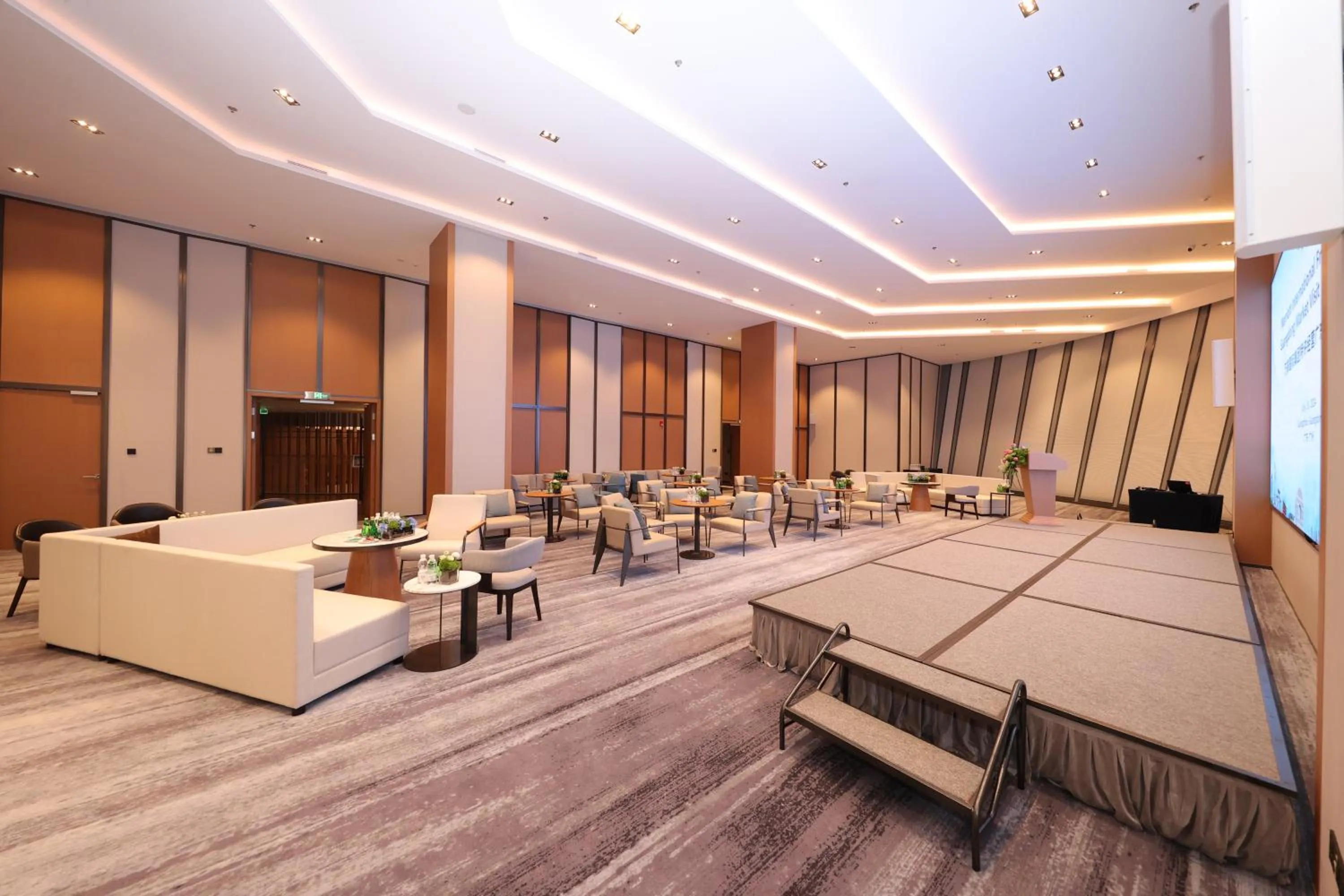 Meeting/conference room in Fairfield by Marriott Guangzhou Konggang