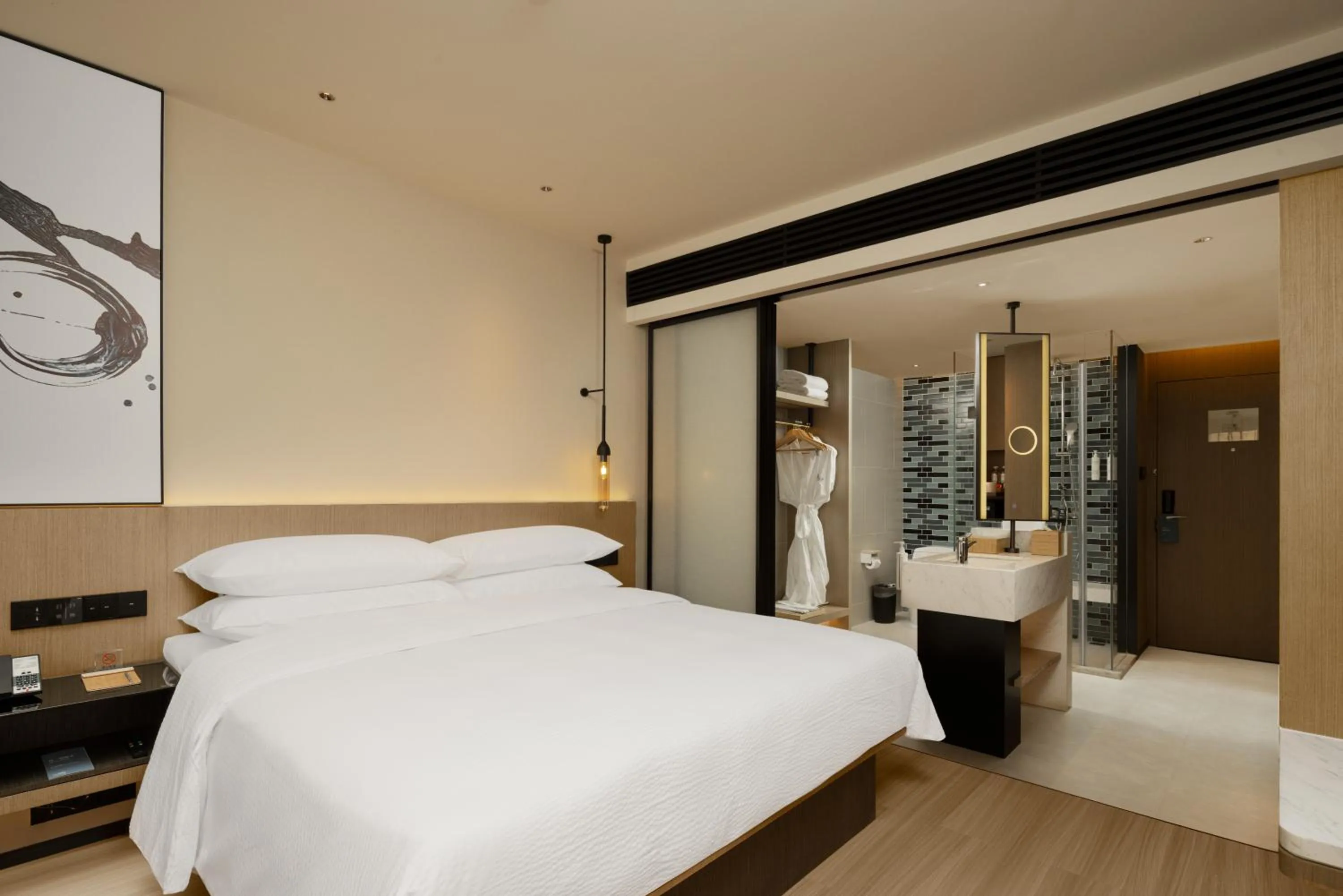 Photo of the whole room, Bed in Fairfield by Marriott Lijiang Ancient Town