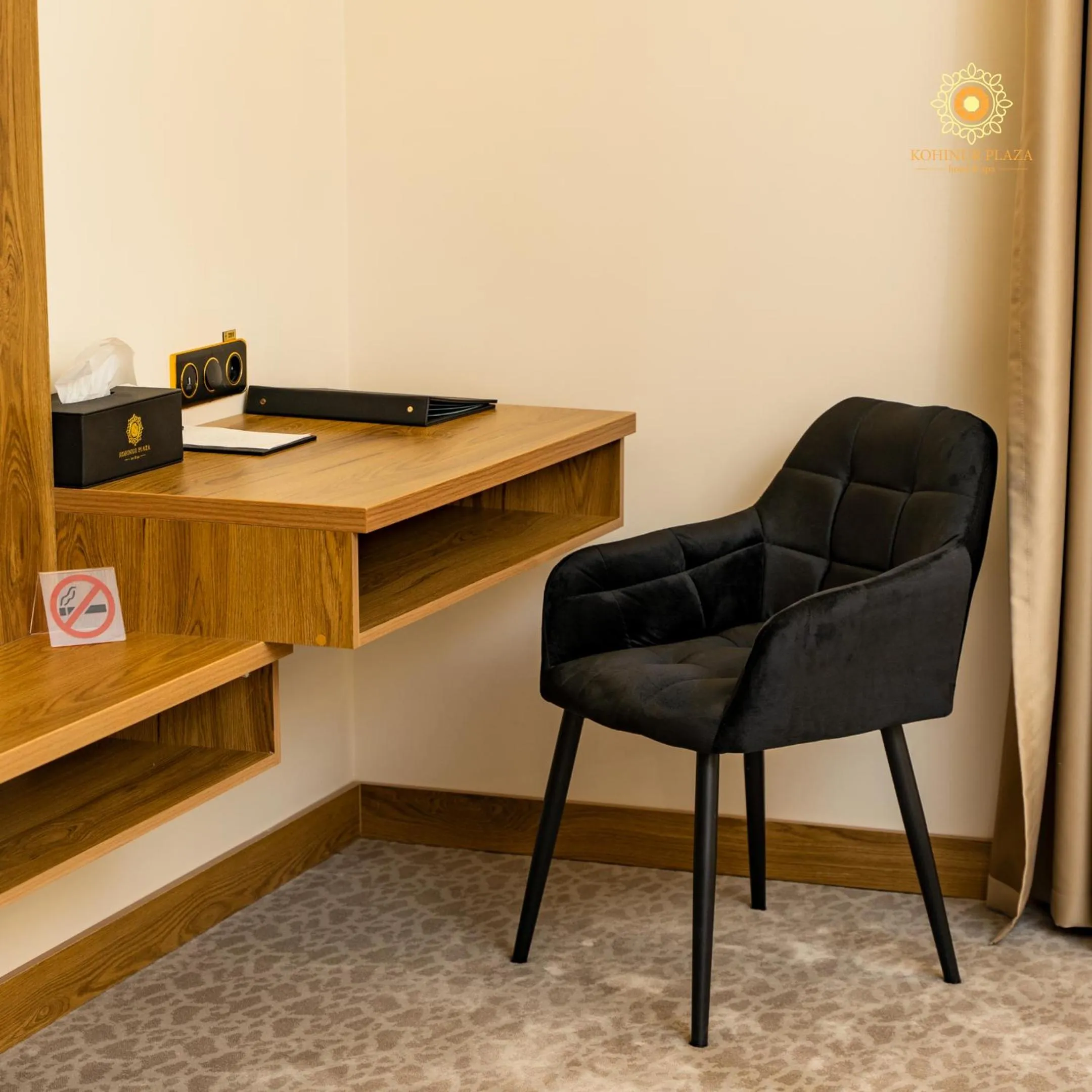 Photo of the whole room in Kohinur Plaza