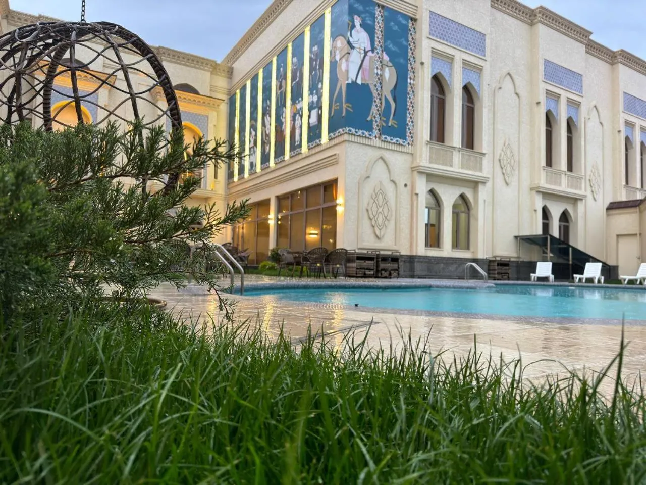 Inner courtyard view in Kohinur Plaza