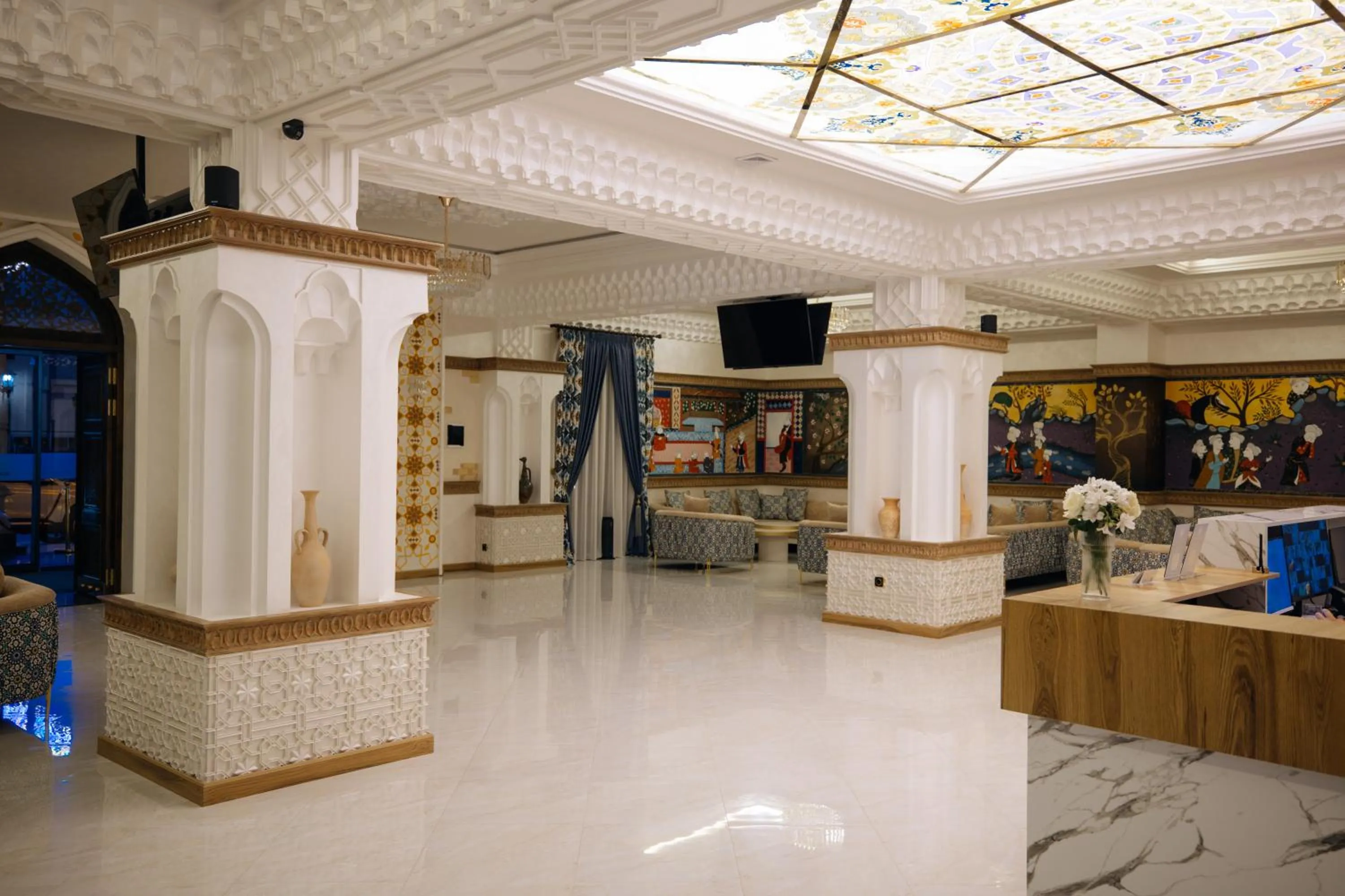 Lobby or reception in Kohinur Plaza