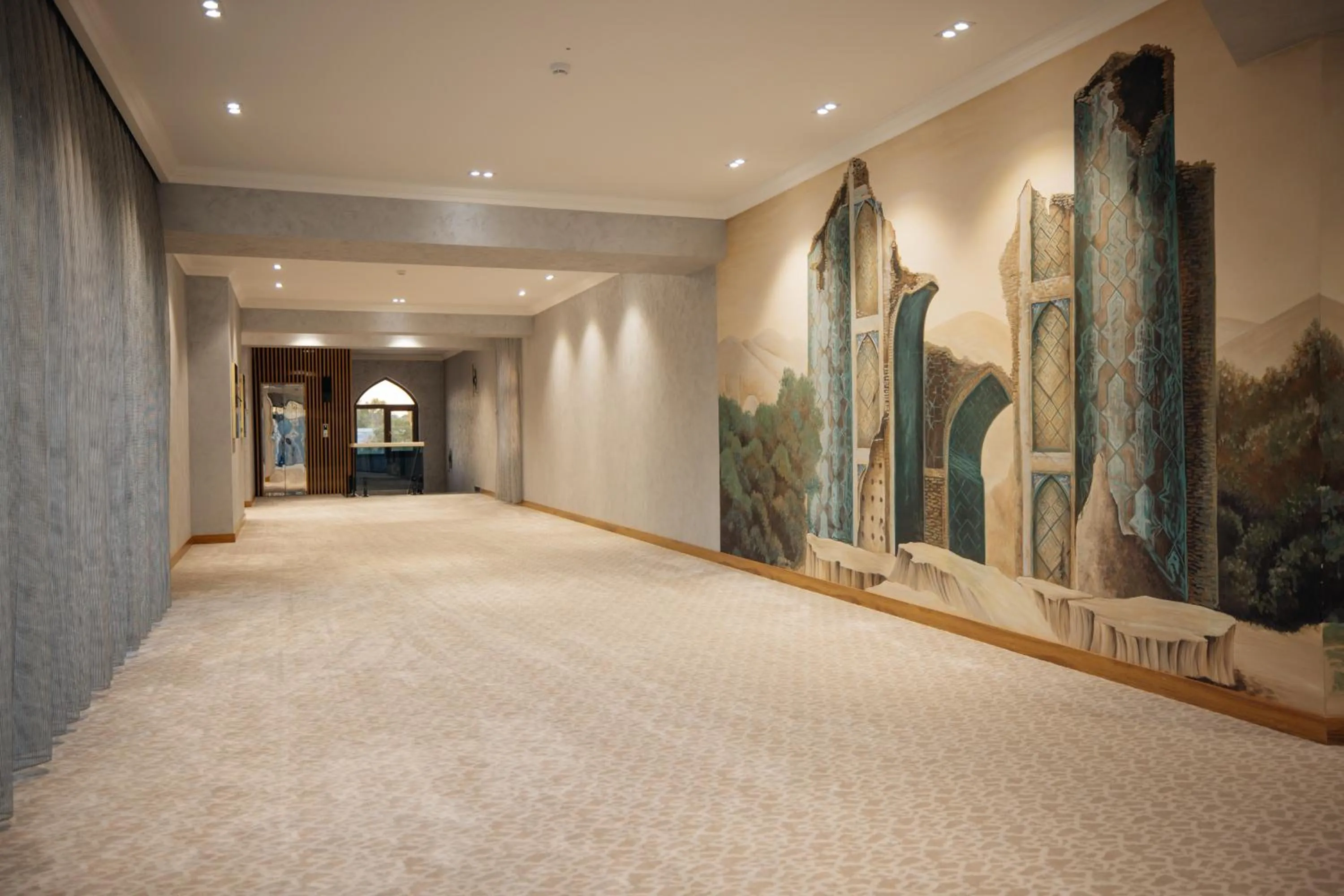 Area and facilities in Kohinur Plaza