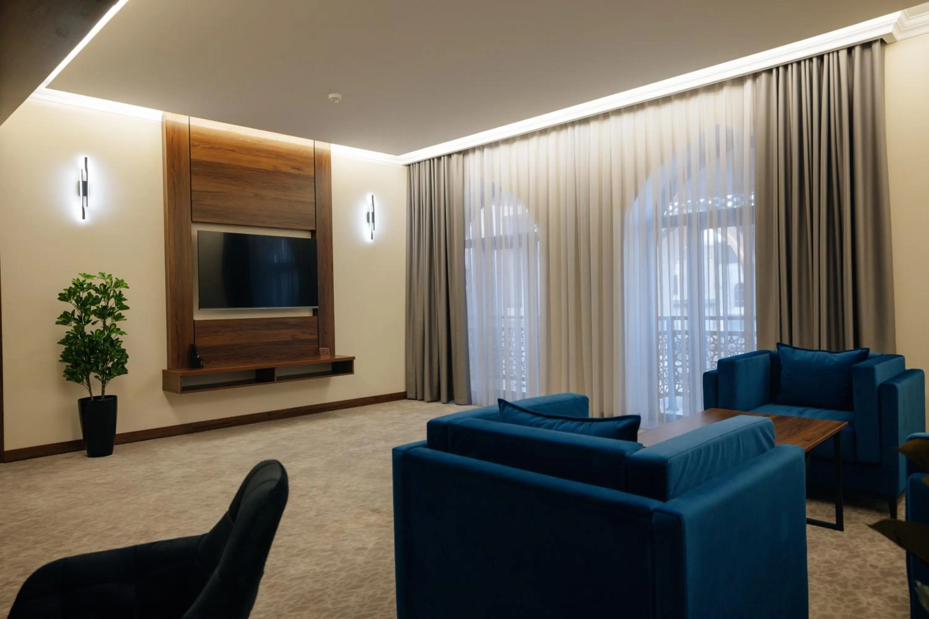 Living room in Kohinur Plaza